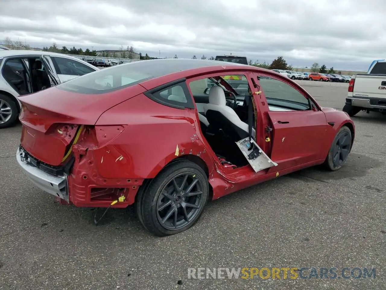3 Photograph of a damaged car 5YJ3E1EB2MF855109 TESLA MODEL 3 2021