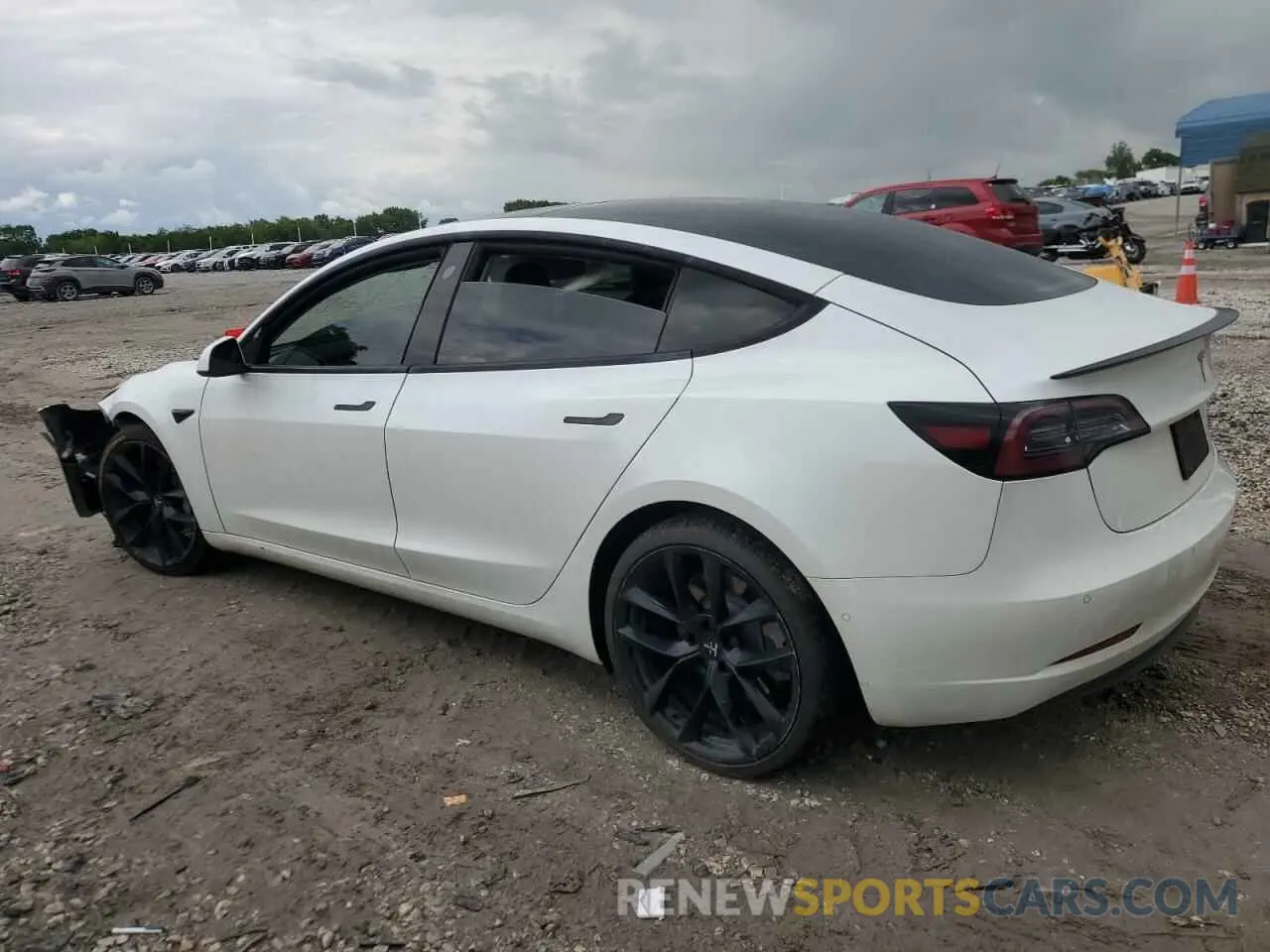 2 Photograph of a damaged car 5YJ3E1EB2MF902056 TESLA MODEL 3 2021