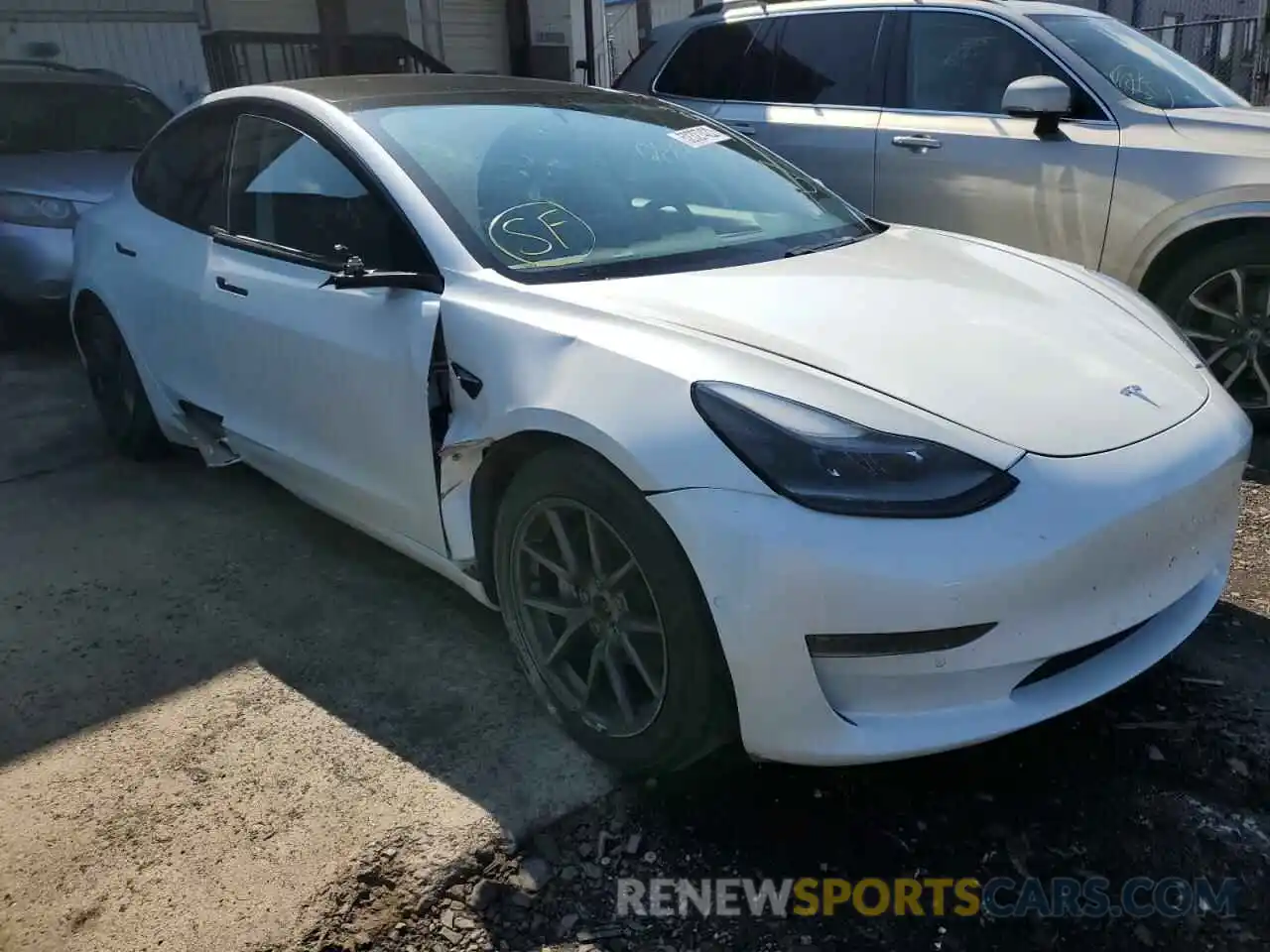 1 Photograph of a damaged car 5YJ3E1EB2MF924834 TESLA MODEL 3 2021