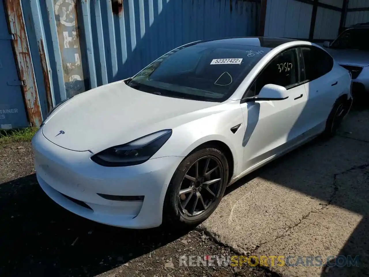 2 Photograph of a damaged car 5YJ3E1EB2MF924834 TESLA MODEL 3 2021