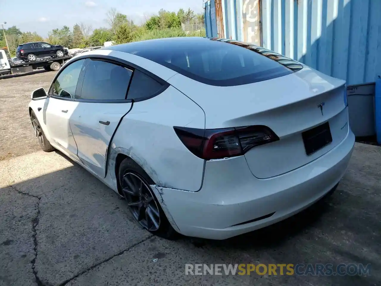 3 Photograph of a damaged car 5YJ3E1EB2MF924834 TESLA MODEL 3 2021