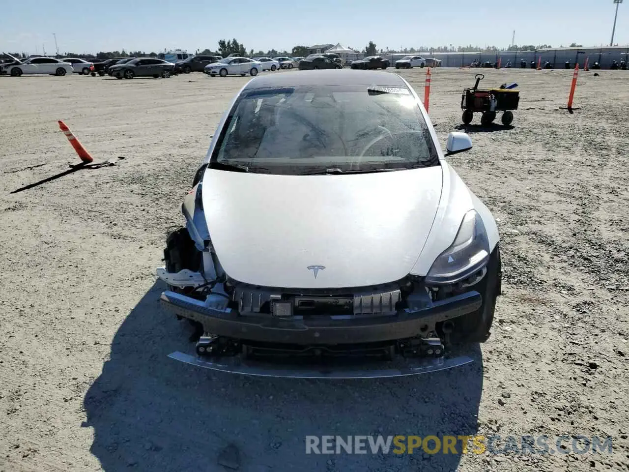 5 Photograph of a damaged car 5YJ3E1EB2MF927152 TESLA MODEL 3 2021