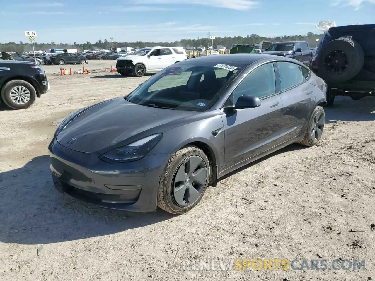 1 Photograph of a damaged car 5YJ3E1EB2MF927944 TESLA MODEL 3 2021