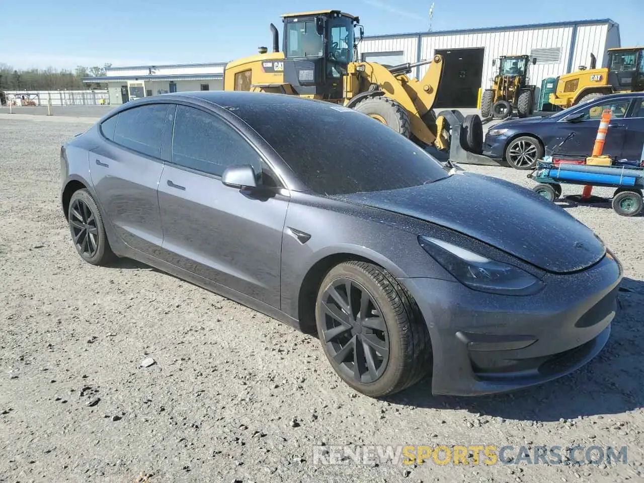 4 Photograph of a damaged car 5YJ3E1EB2MF965433 TESLA MODEL 3 2021