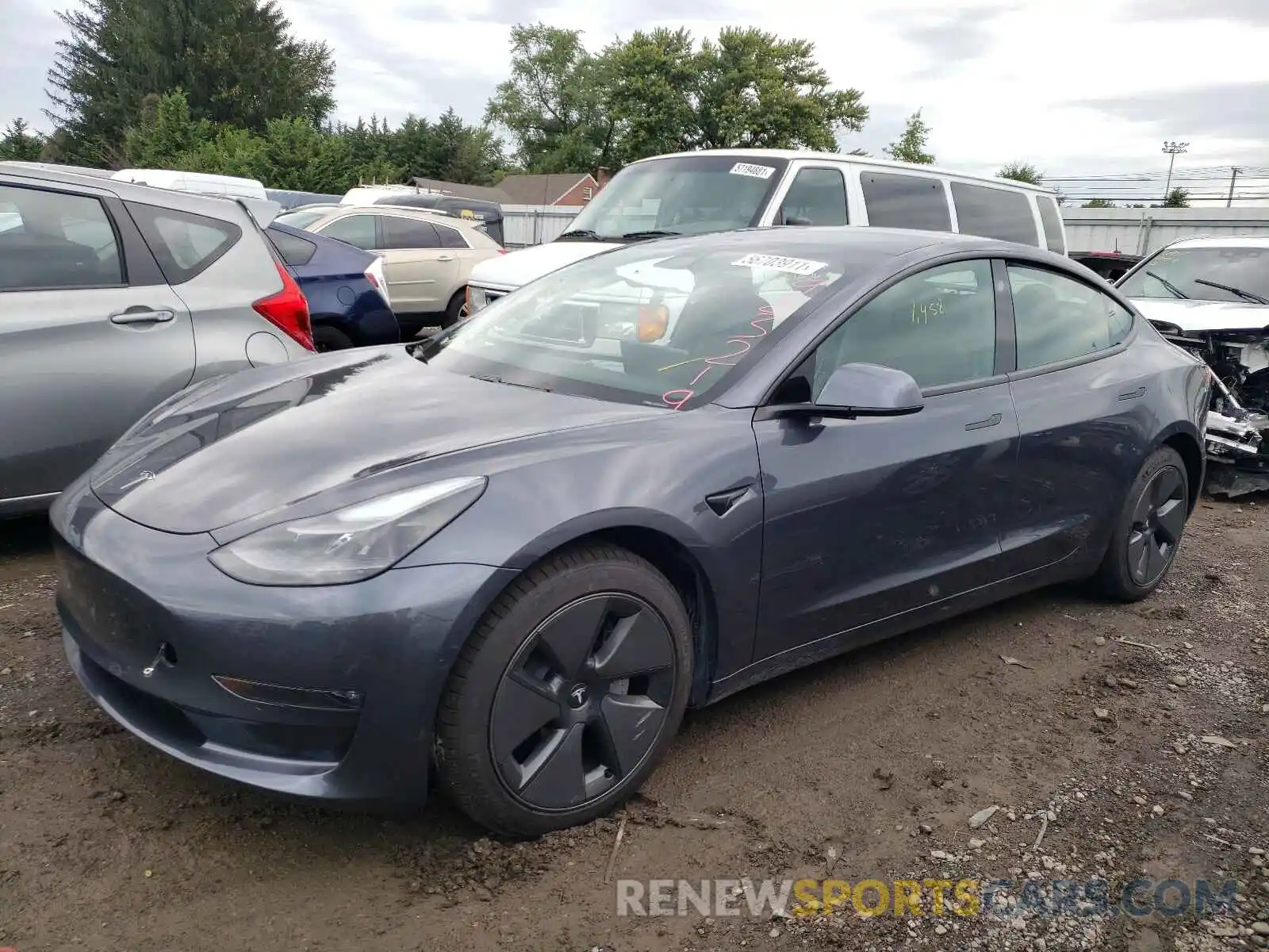 2 Photograph of a damaged car 5YJ3E1EB2MF983219 TESLA MODEL 3 2021