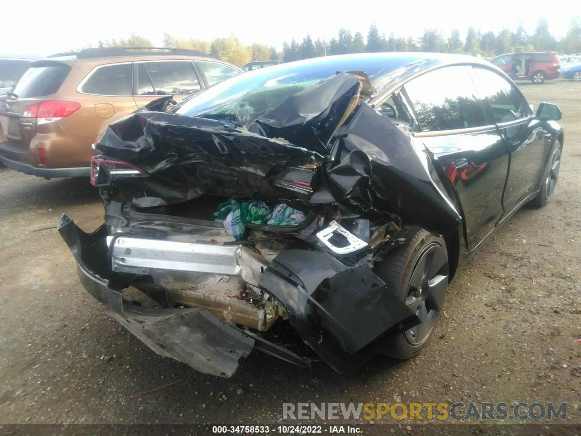 6 Photograph of a damaged car 5YJ3E1EB3MF026419 TESLA MODEL 3 2021