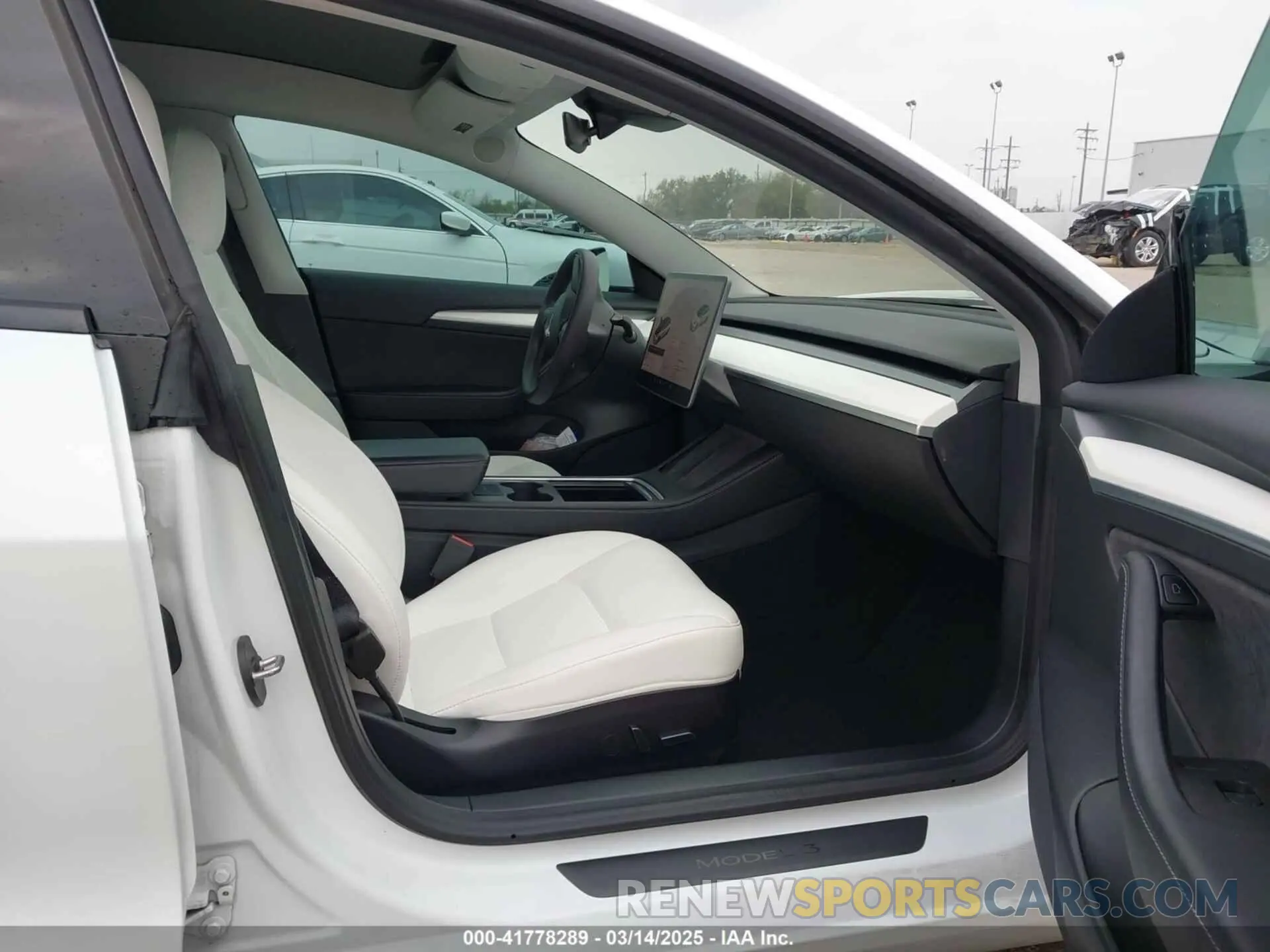 5 Photograph of a damaged car 5YJ3E1EB3MF059713 TESLA MODEL 3 2021