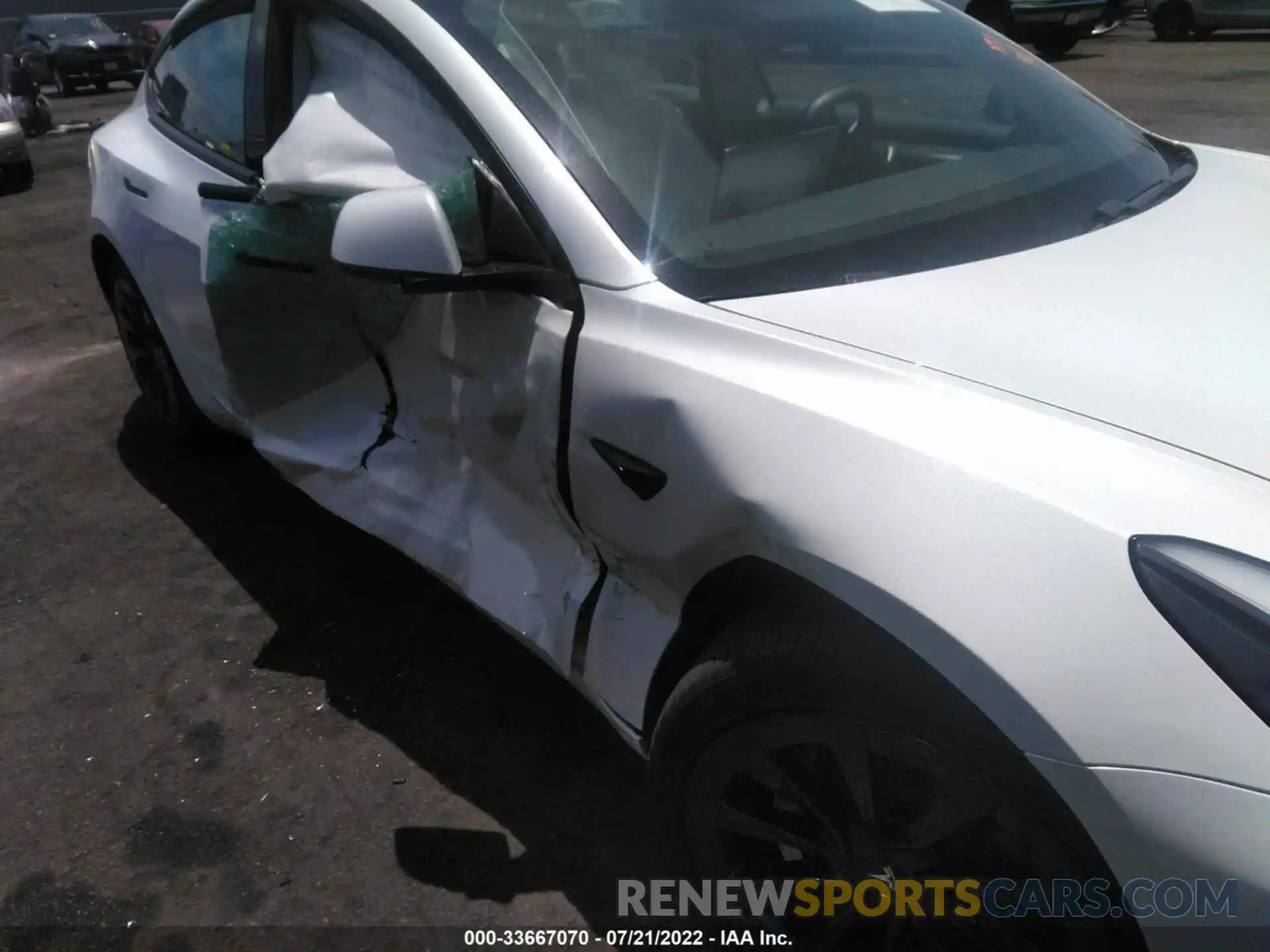 6 Photograph of a damaged car 5YJ3E1EB3MF077158 TESLA MODEL 3 2021