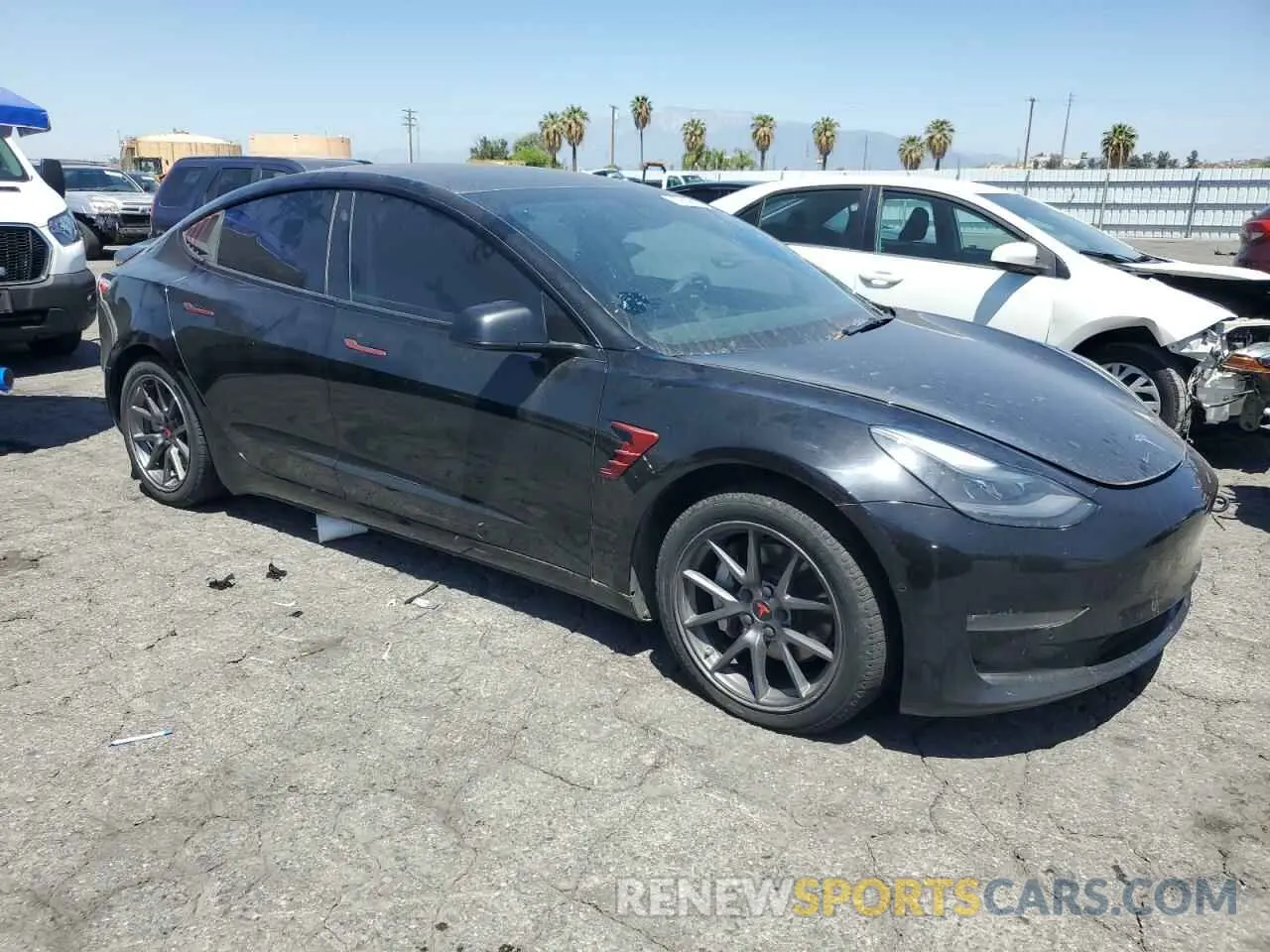 4 Photograph of a damaged car 5YJ3E1EB3MF096504 TESLA MODEL 3 2021