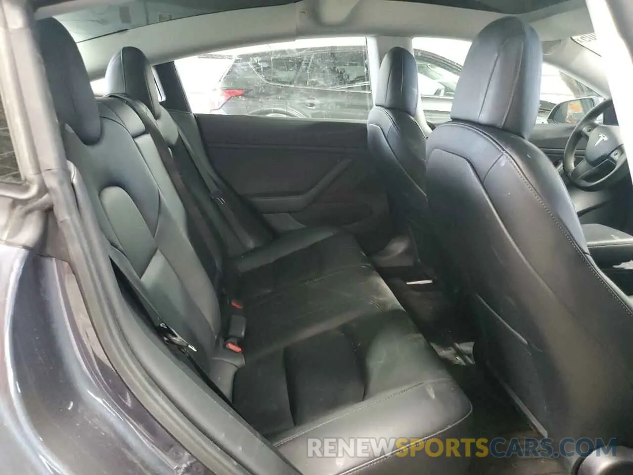 10 Photograph of a damaged car 5YJ3E1EB3MF848122 TESLA MODEL 3 2021