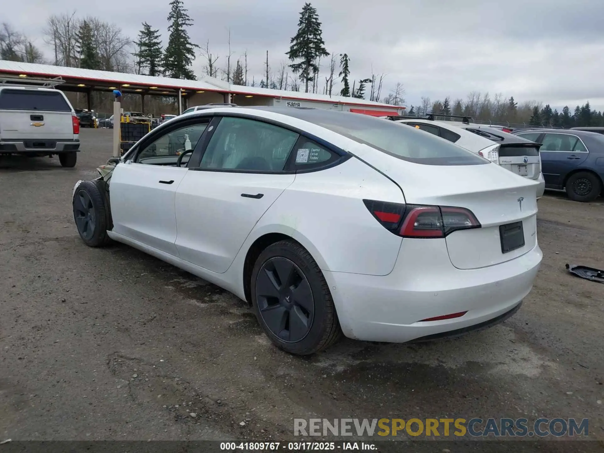 3 Photograph of a damaged car 5YJ3E1EB3MF856009 TESLA MODEL 3 2021