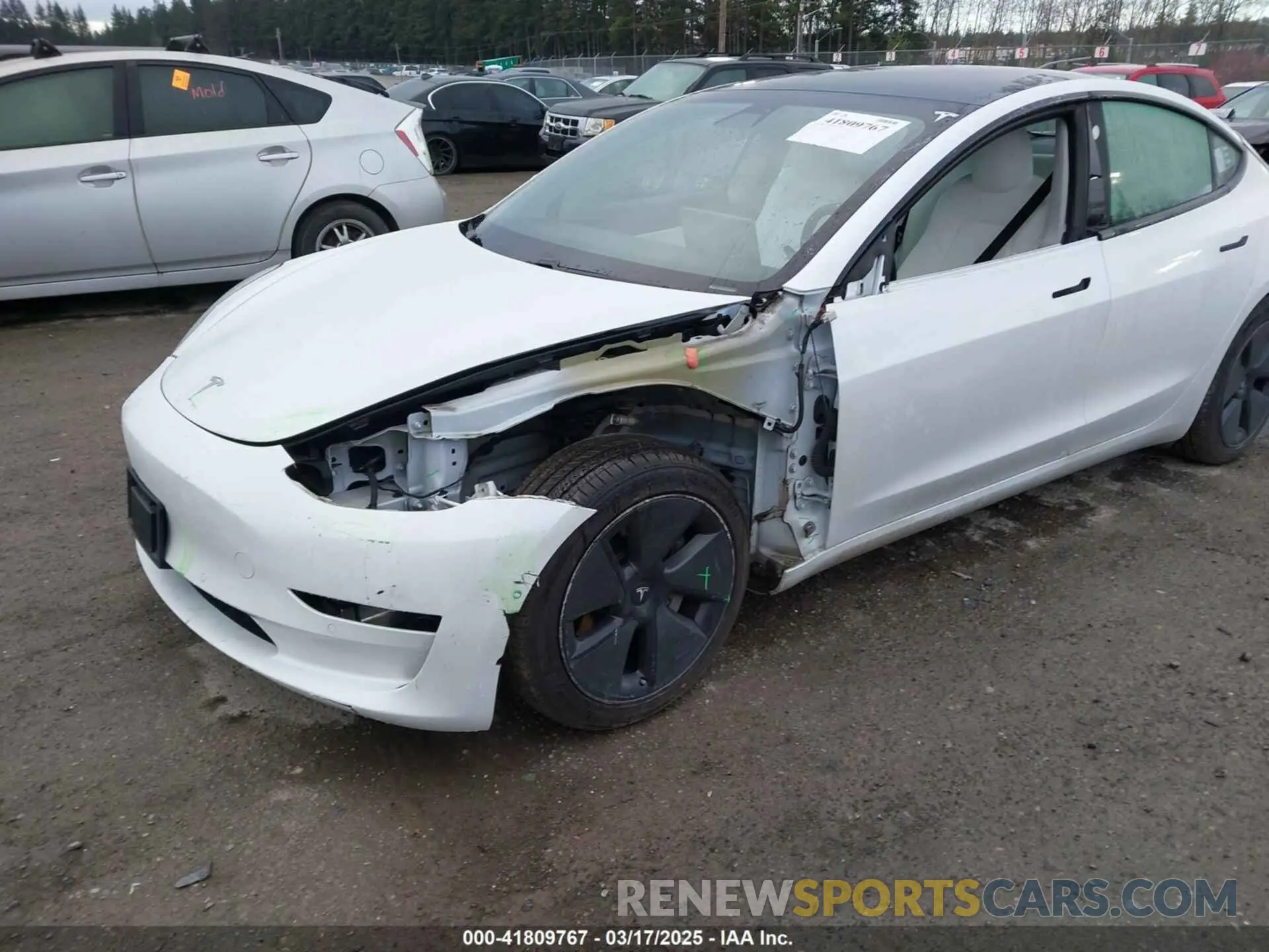 6 Photograph of a damaged car 5YJ3E1EB3MF856009 TESLA MODEL 3 2021