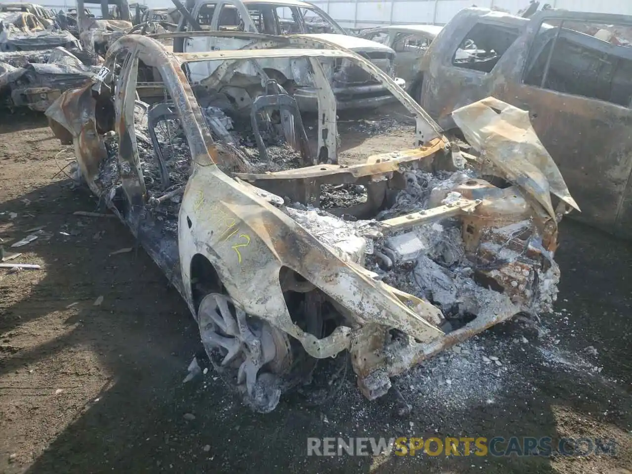 1 Photograph of a damaged car 5YJ3E1EB3MF874686 TESLA MODEL 3 2021