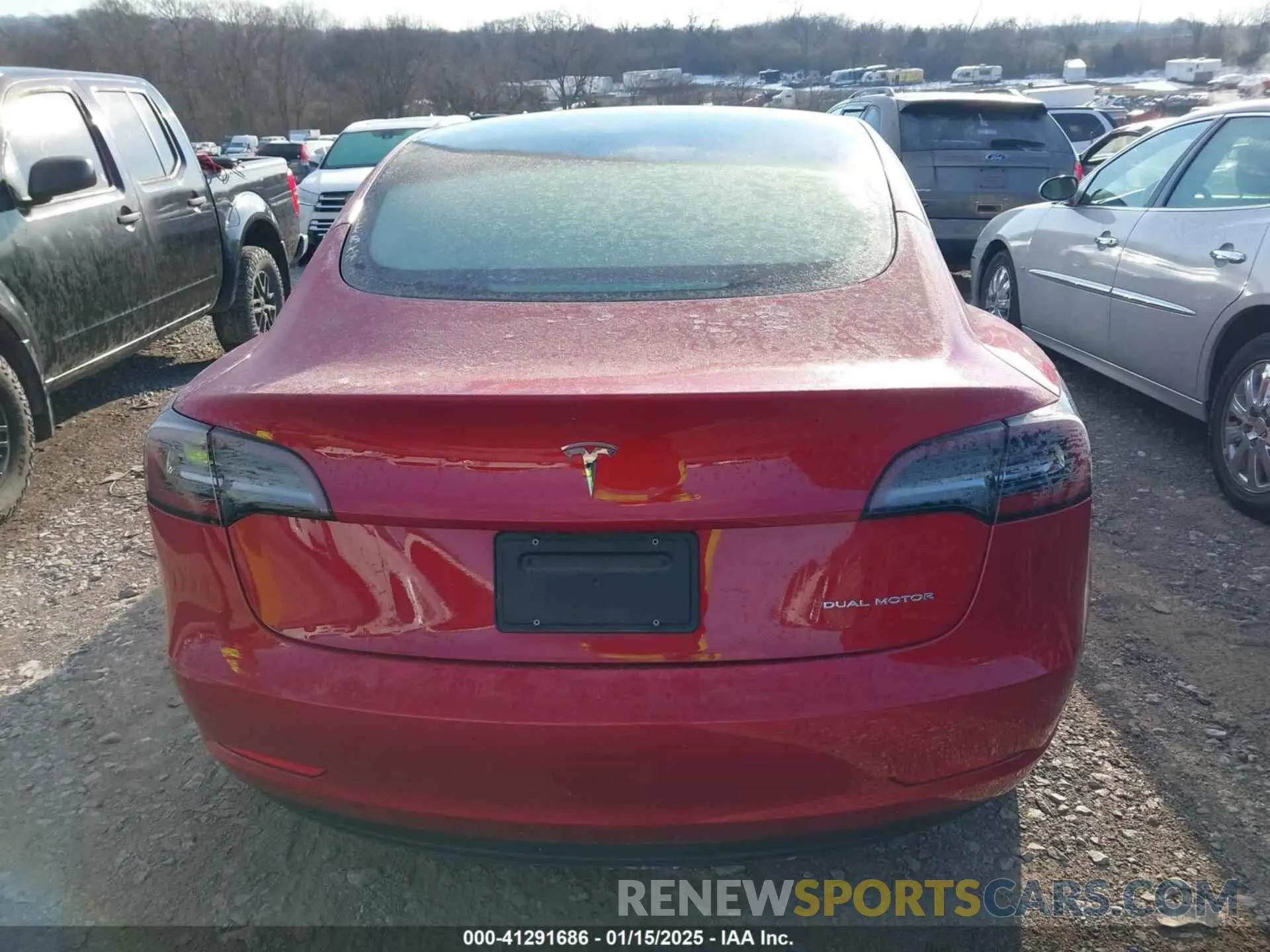 16 Photograph of a damaged car 5YJ3E1EB3MF925135 TESLA MODEL 3 2021