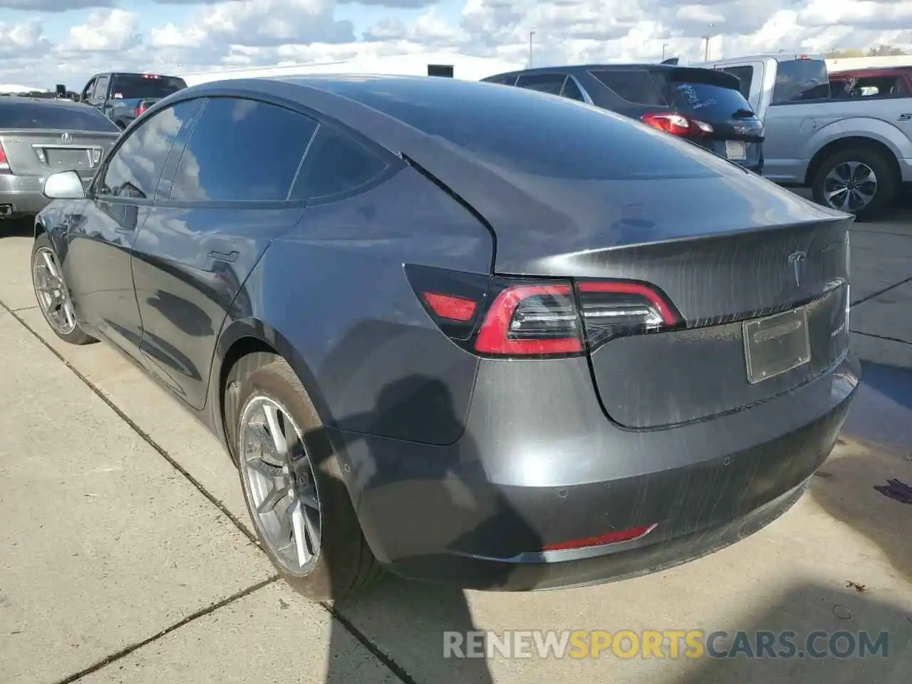 3 Photograph of a damaged car 5YJ3E1EB3MF939133 TESLA MODEL 3 2021