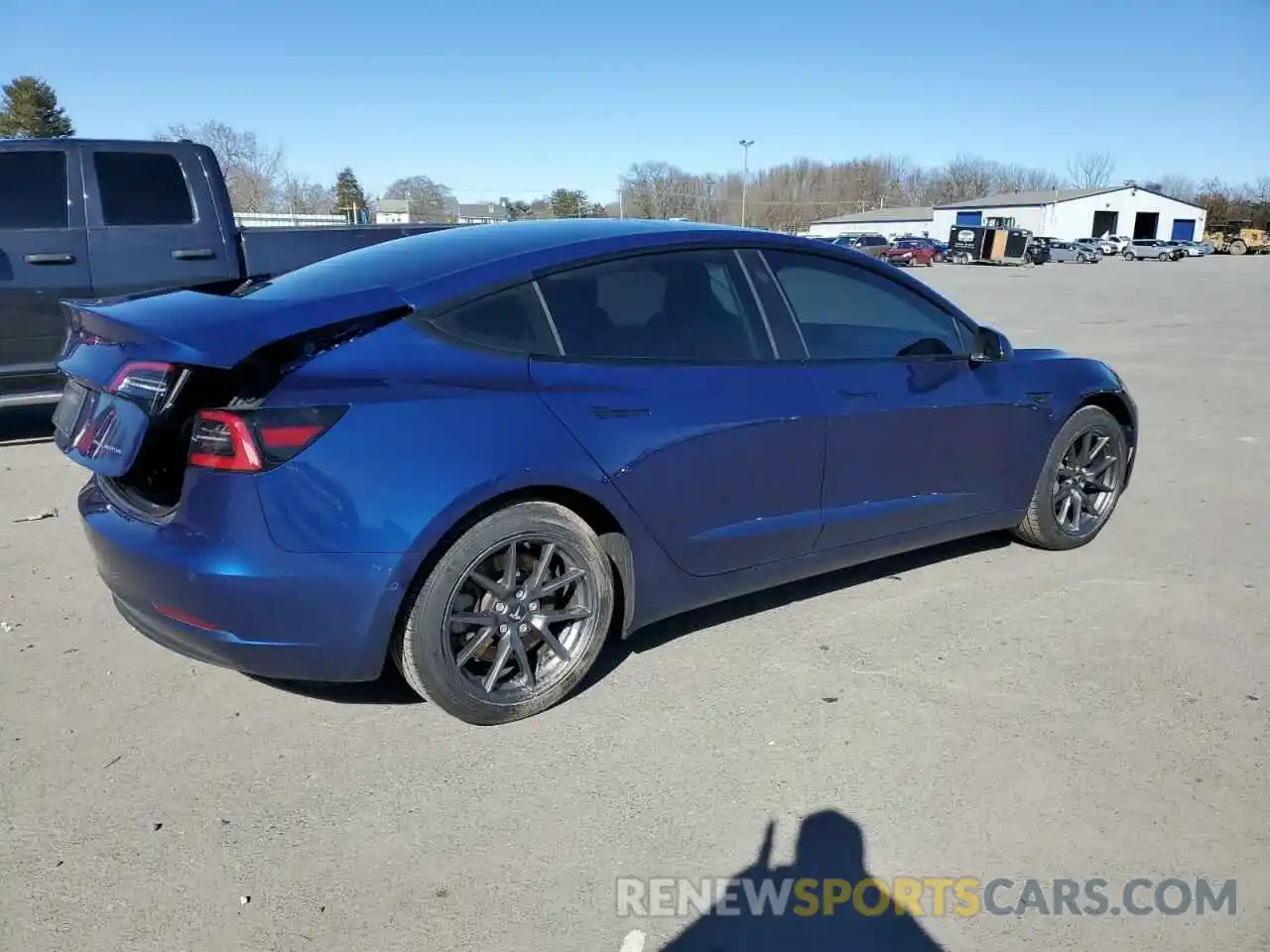 3 Photograph of a damaged car 5YJ3E1EB3MF974707 TESLA MODEL 3 2021