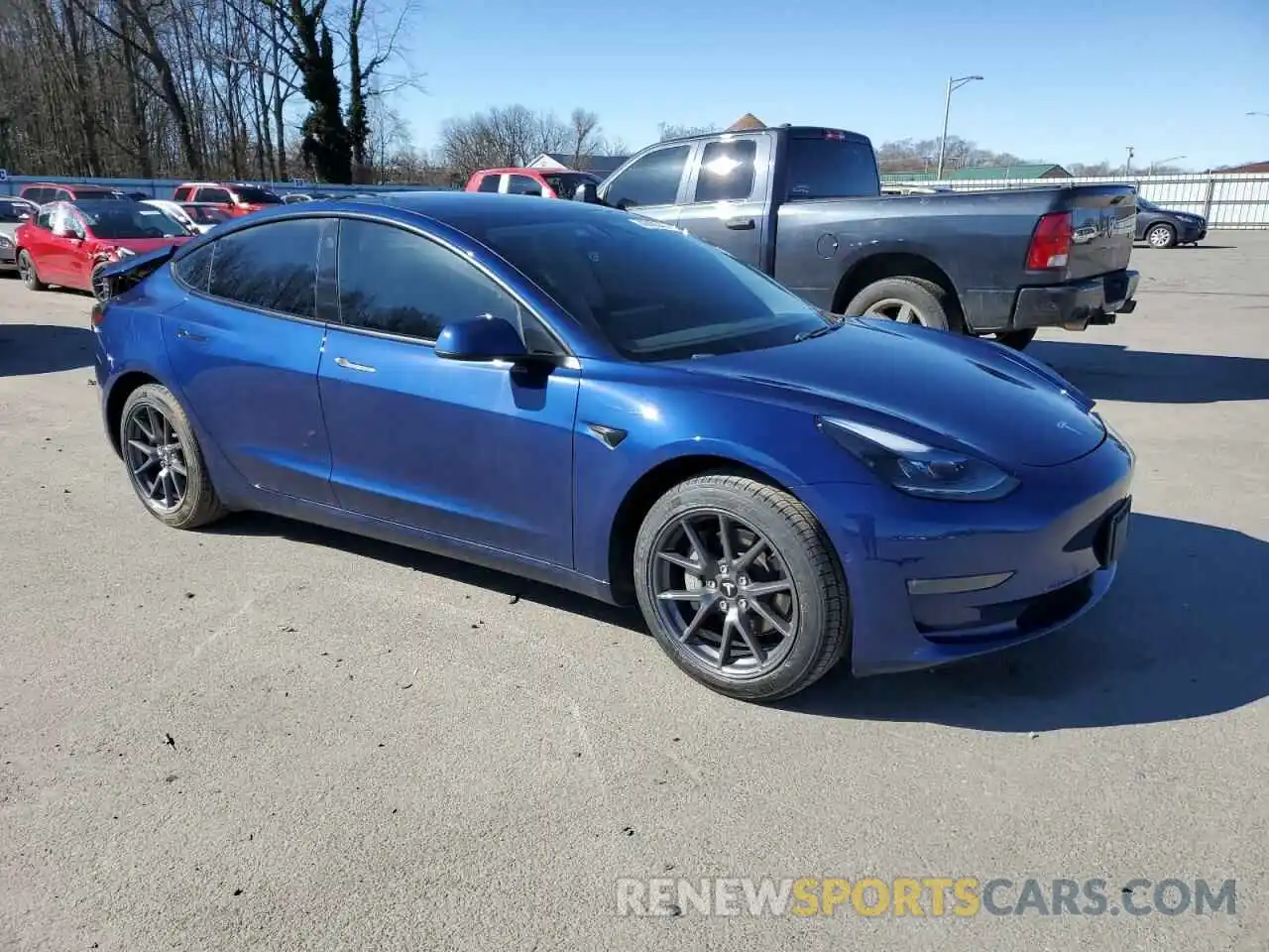 4 Photograph of a damaged car 5YJ3E1EB3MF974707 TESLA MODEL 3 2021