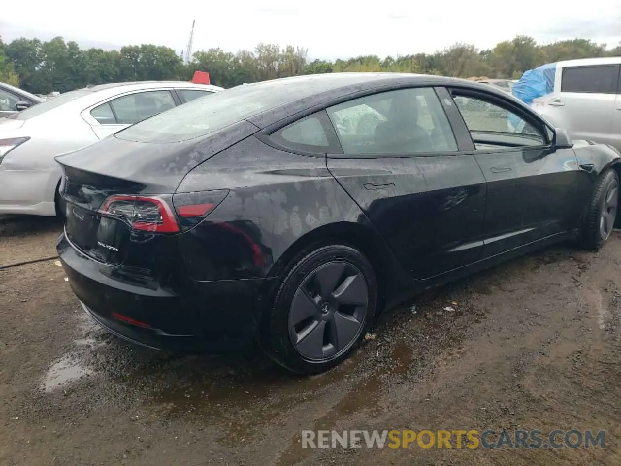 3 Photograph of a damaged car 5YJ3E1EB3MF984301 TESLA MODEL 3 2021