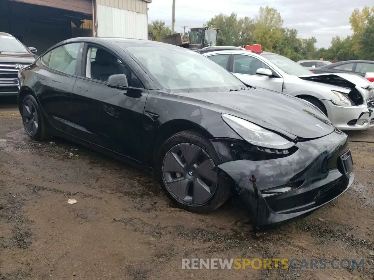 4 Photograph of a damaged car 5YJ3E1EB3MF984301 TESLA MODEL 3 2021