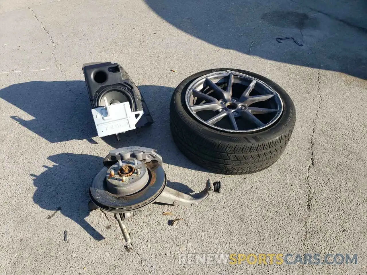 14 Photograph of a damaged car 5YJ3E1EB3MF998683 TESLA MODEL 3 2021