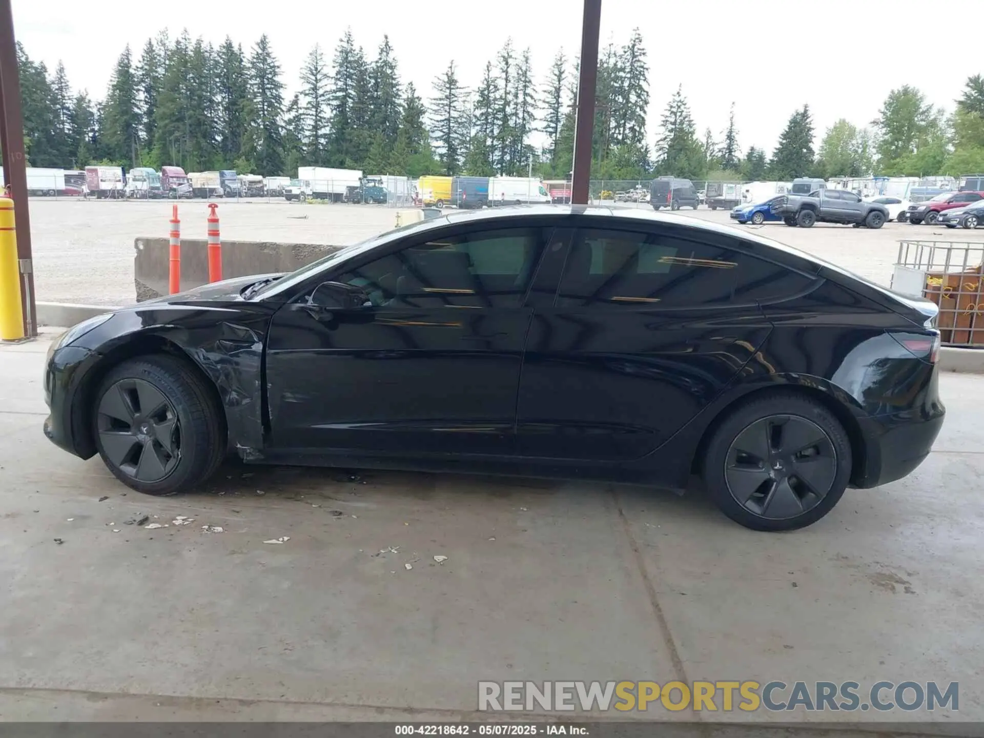 13 Photograph of a damaged car 5YJ3E1EB4MF002436 TESLA MODEL 3 2021