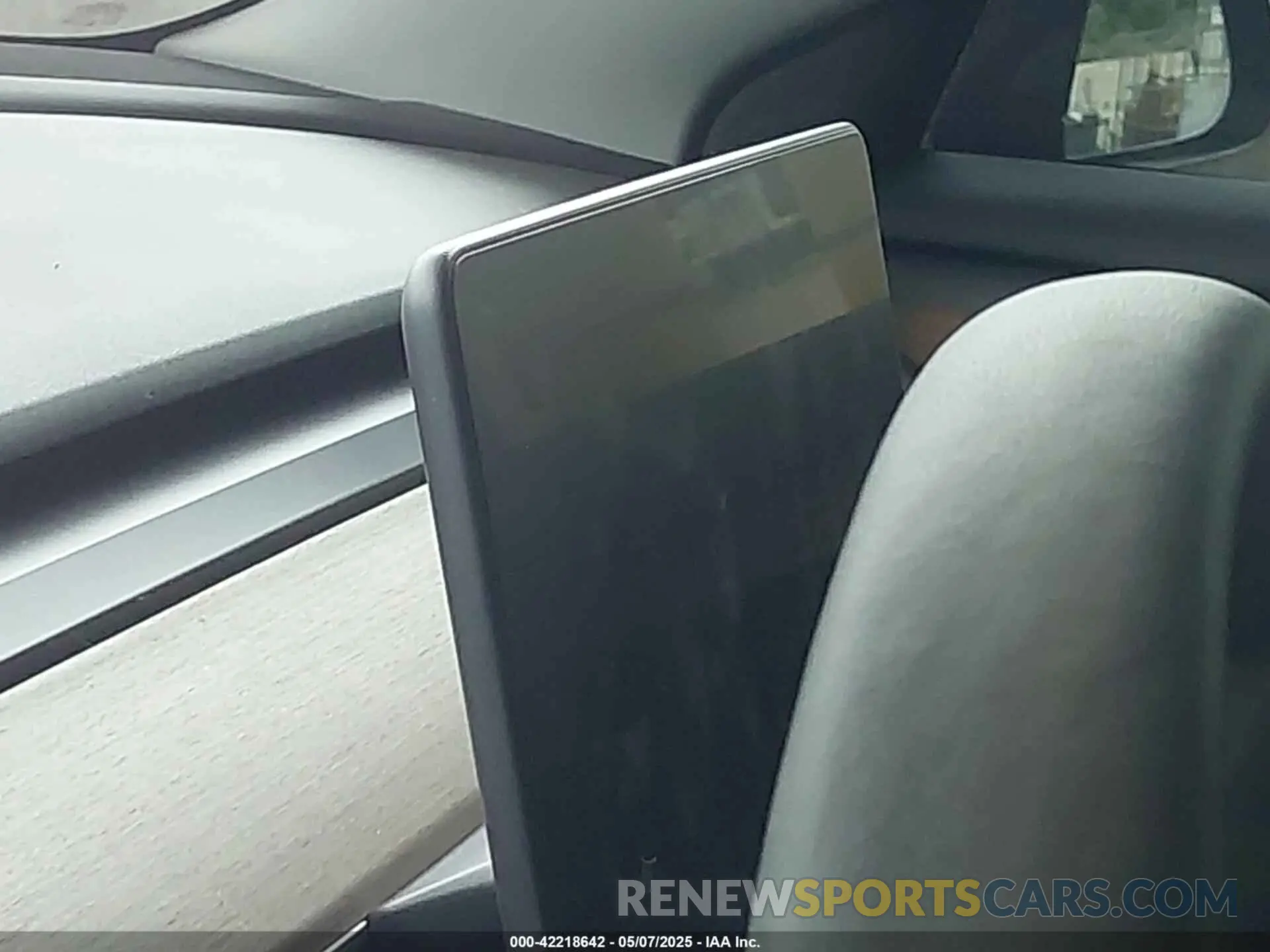 14 Photograph of a damaged car 5YJ3E1EB4MF002436 TESLA MODEL 3 2021