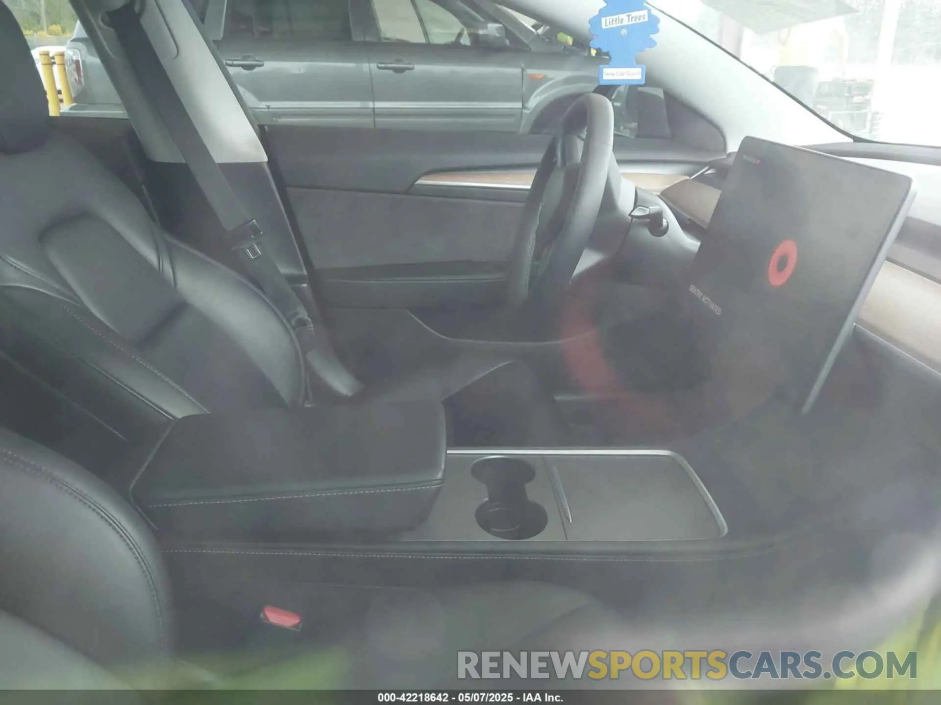 5 Photograph of a damaged car 5YJ3E1EB4MF002436 TESLA MODEL 3 2021