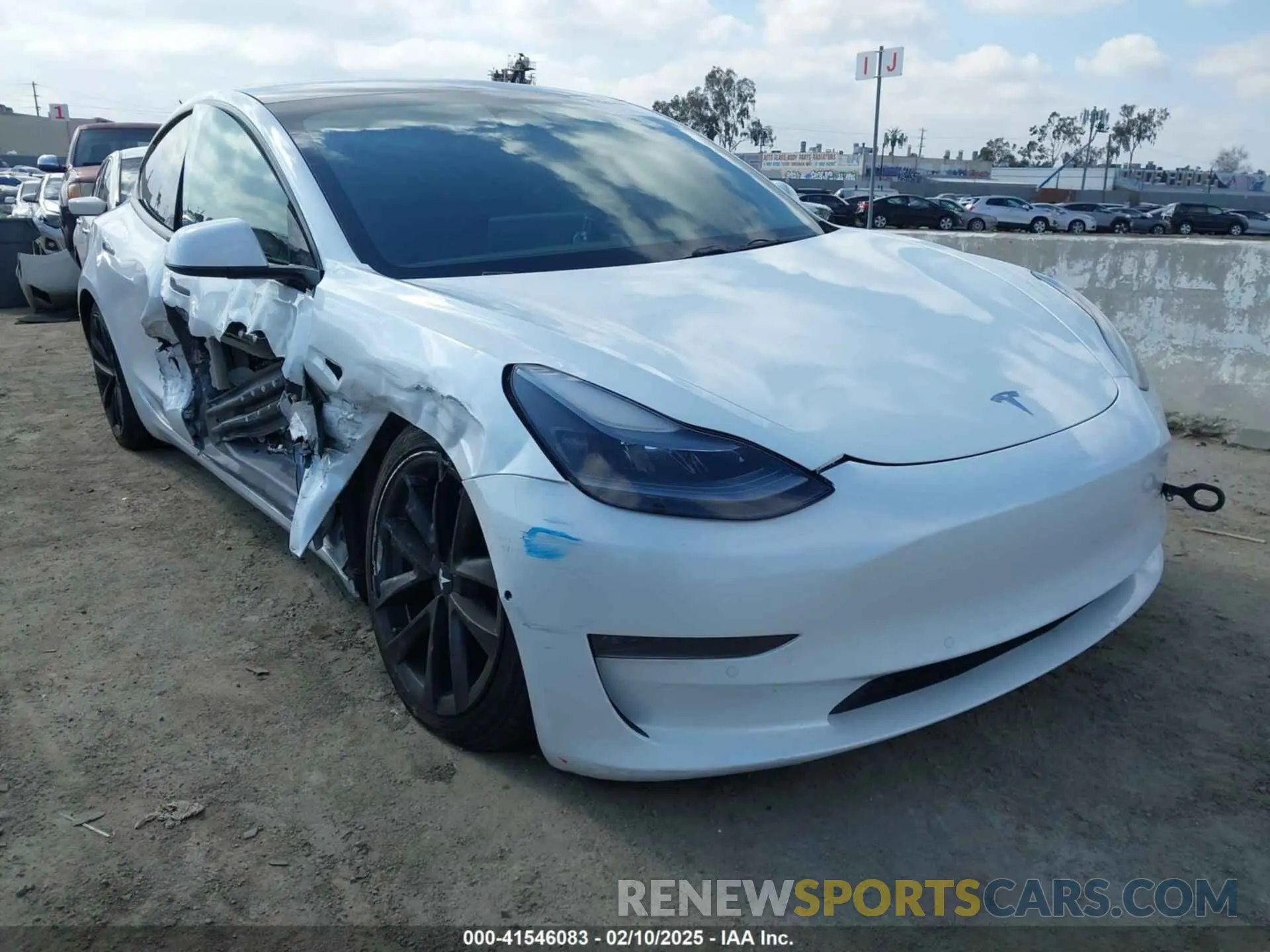 1 Photograph of a damaged car 5YJ3E1EB4MF010097 TESLA MODEL 3 2021