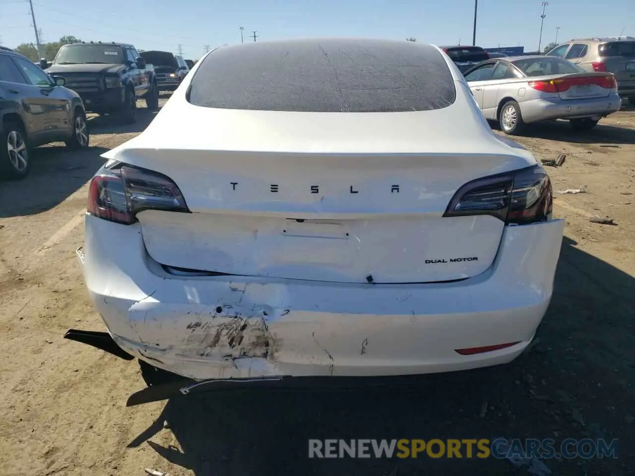 6 Photograph of a damaged car 5YJ3E1EB4MF061986 TESLA MODEL 3 2021