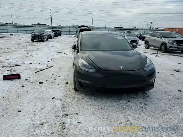 11 Photograph of a damaged car 5YJ3E1EB4MF064662 TESLA MODEL 3 2021