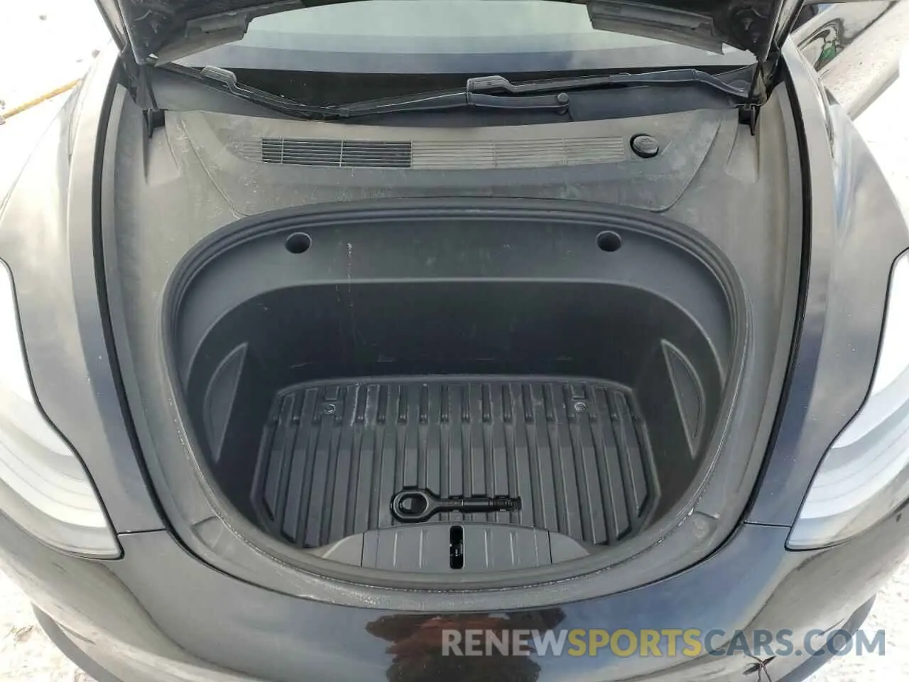 12 Photograph of a damaged car 5YJ3E1EB4MF064662 TESLA MODEL 3 2021