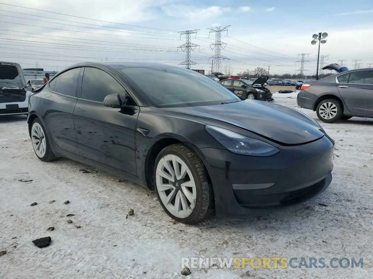 4 Photograph of a damaged car 5YJ3E1EB4MF064662 TESLA MODEL 3 2021