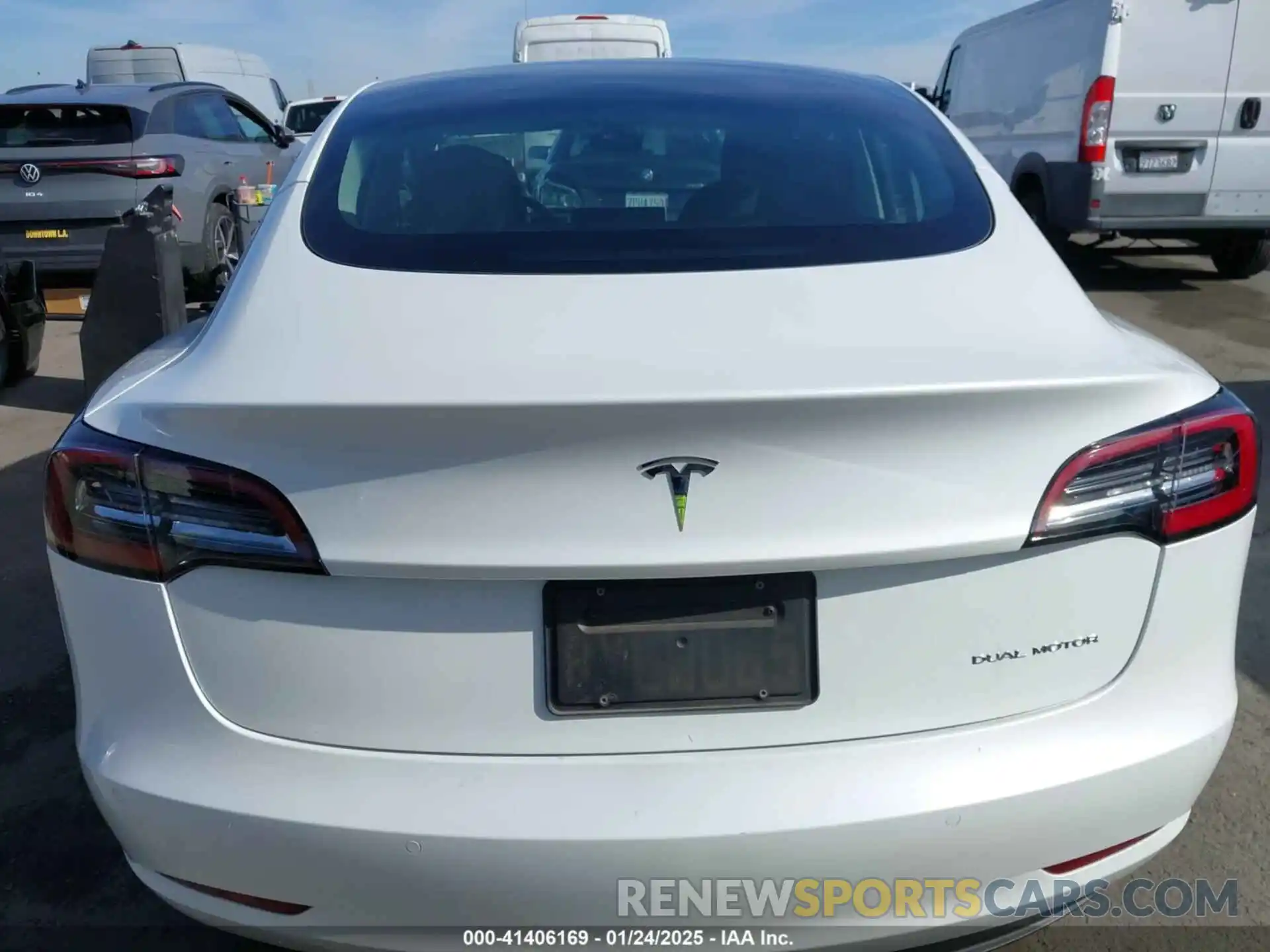 15 Photograph of a damaged car 5YJ3E1EB4MF072972 TESLA MODEL 3 2021