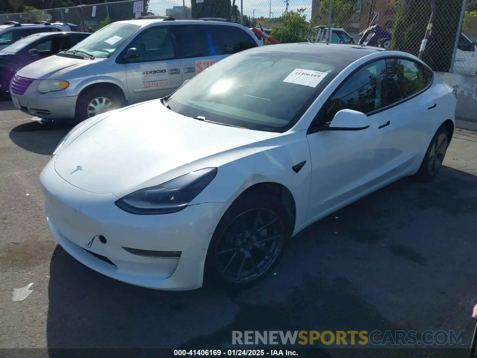 2 Photograph of a damaged car 5YJ3E1EB4MF072972 TESLA MODEL 3 2021