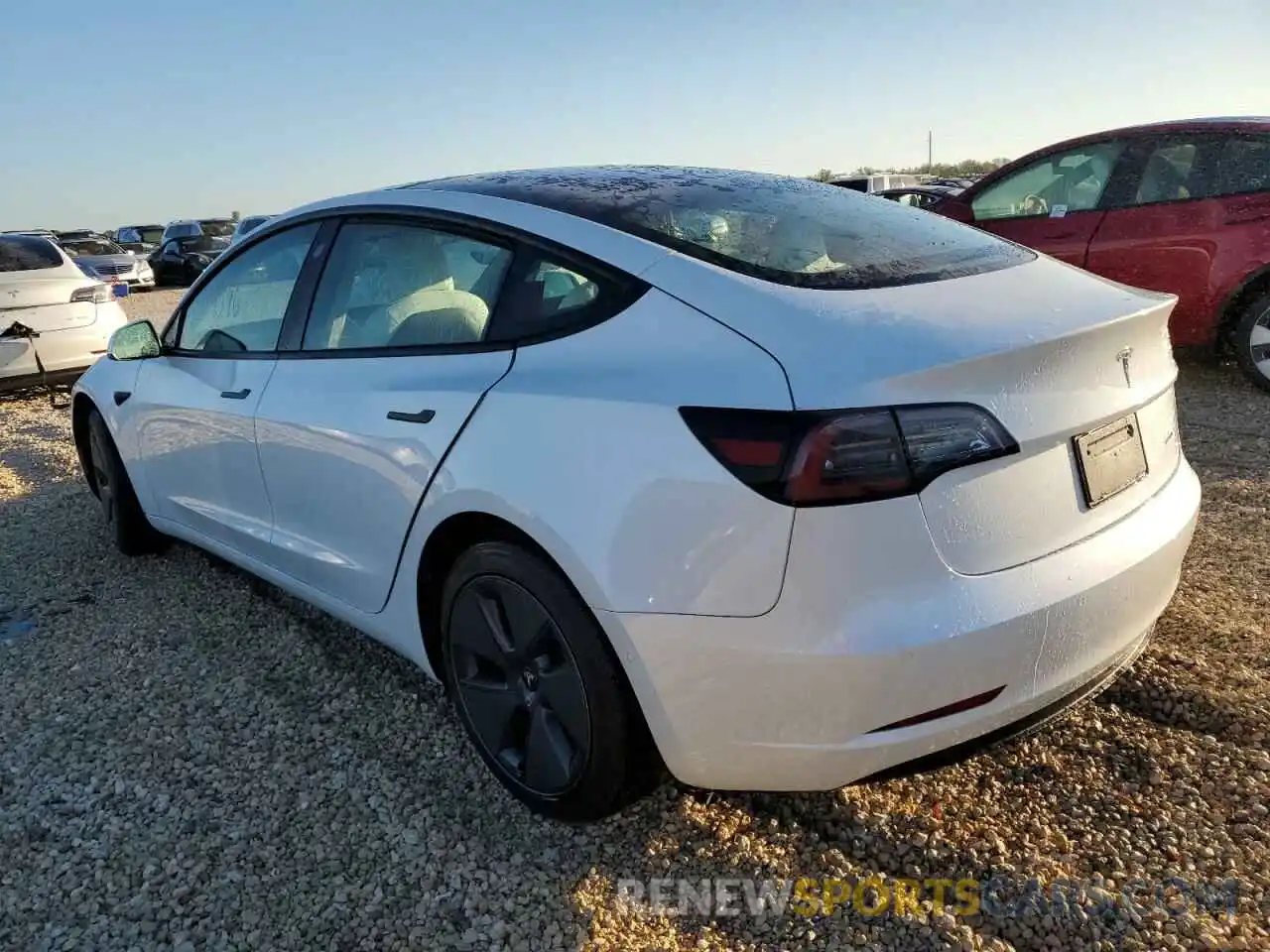 3 Photograph of a damaged car 5YJ3E1EB4MF094910 TESLA MODEL 3 2021