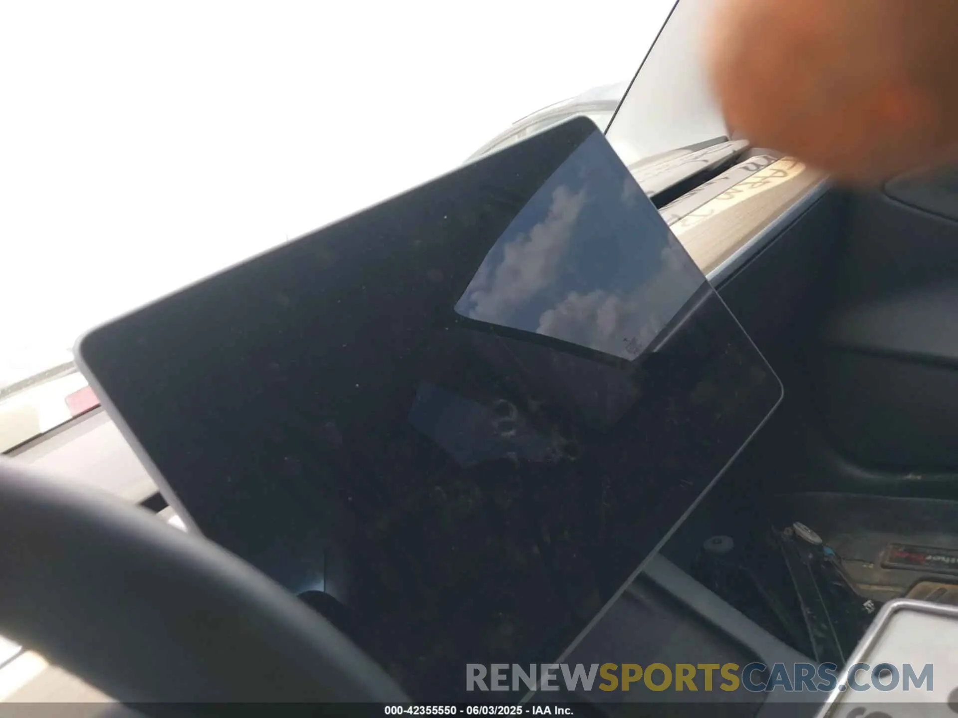 16 Photograph of a damaged car 5YJ3E1EB4MF850459 TESLA MODEL 3 2021