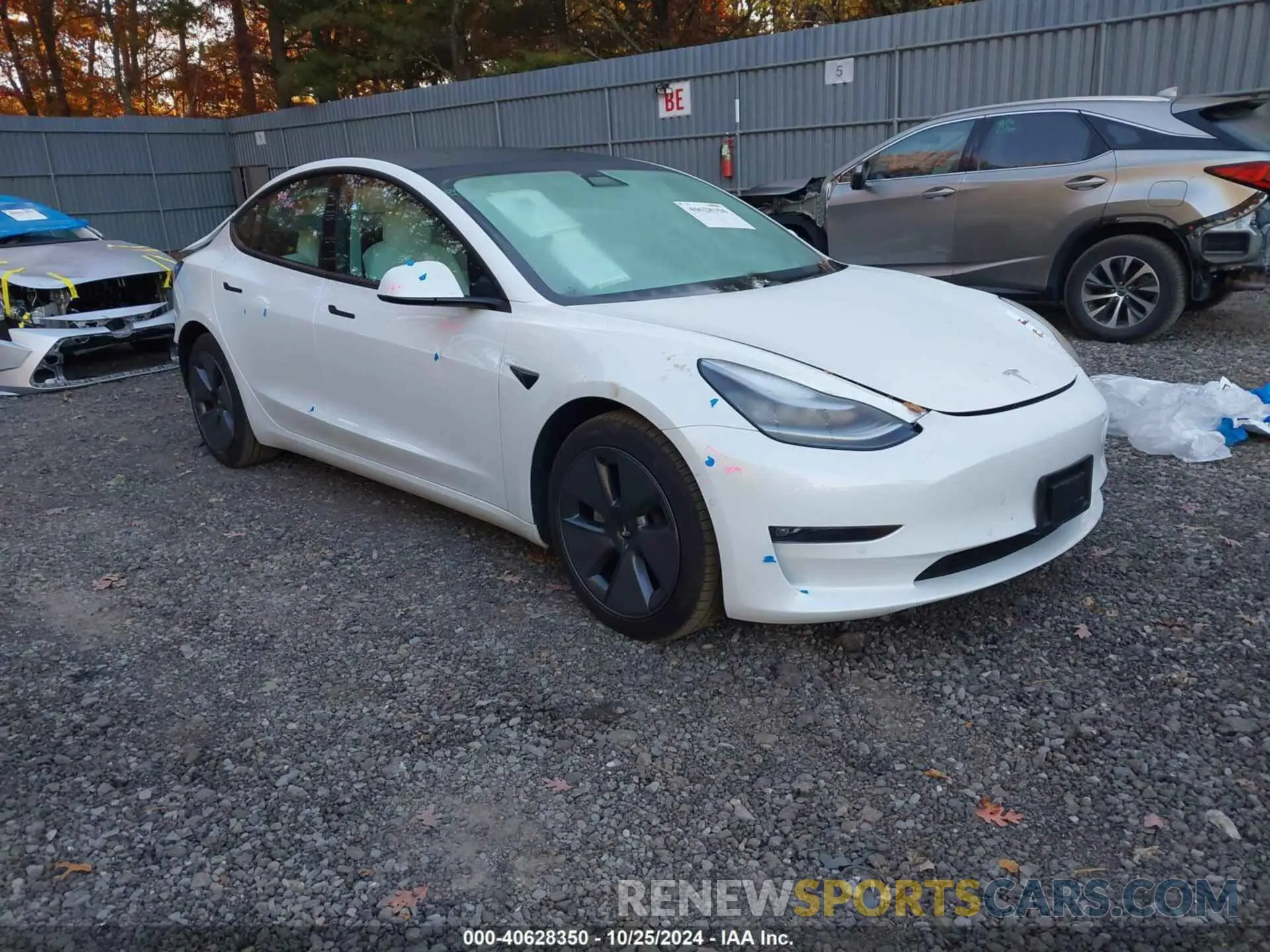 1 Photograph of a damaged car 5YJ3E1EB4MF855158 TESLA MODEL 3 2021