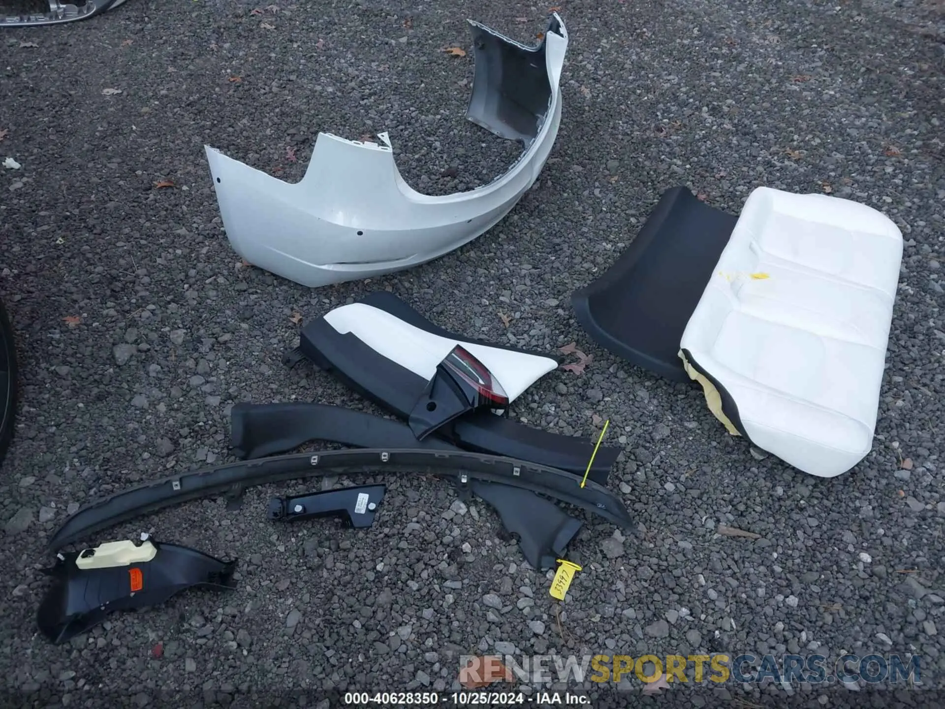 12 Photograph of a damaged car 5YJ3E1EB4MF855158 TESLA MODEL 3 2021
