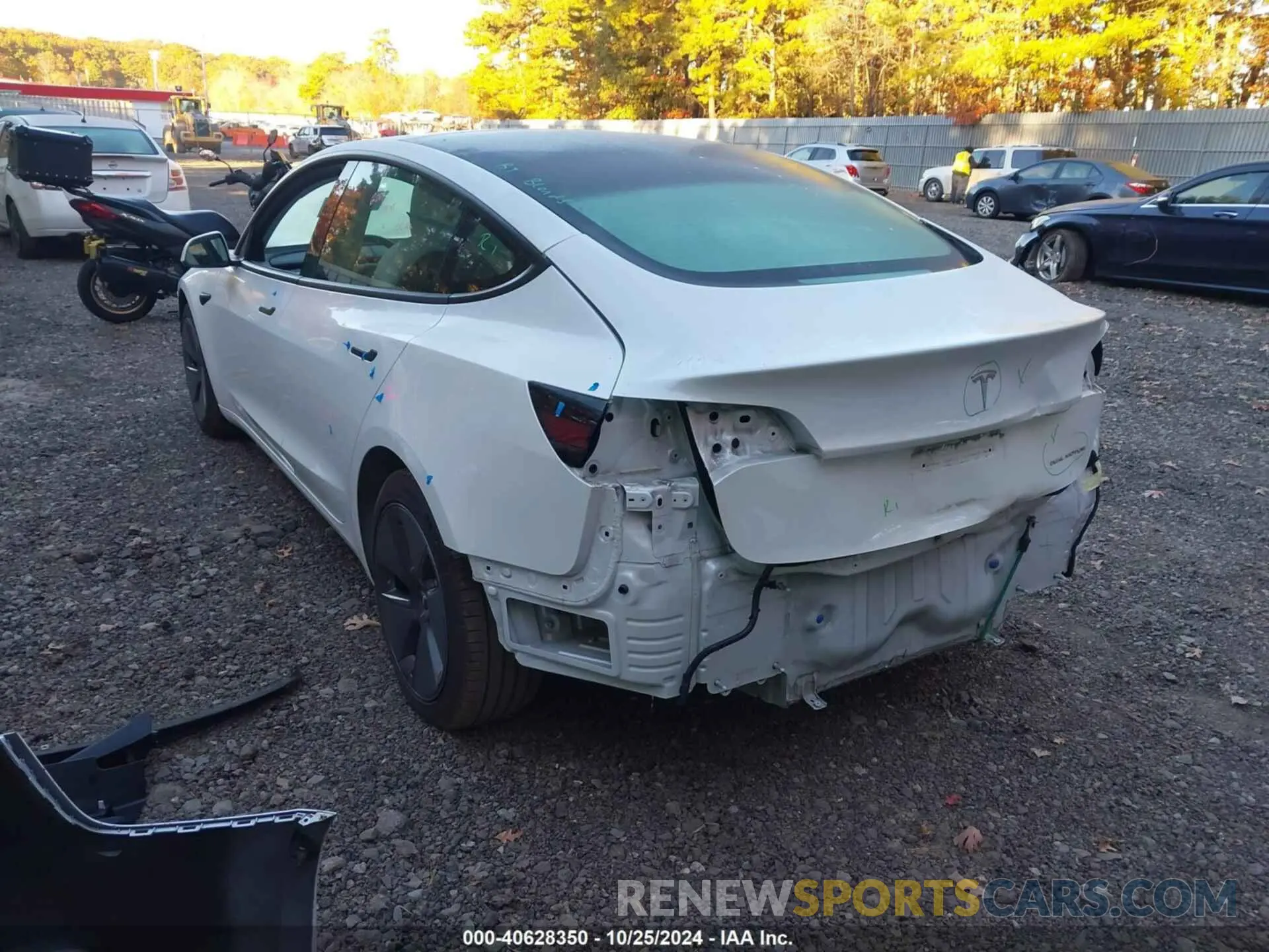 3 Photograph of a damaged car 5YJ3E1EB4MF855158 TESLA MODEL 3 2021