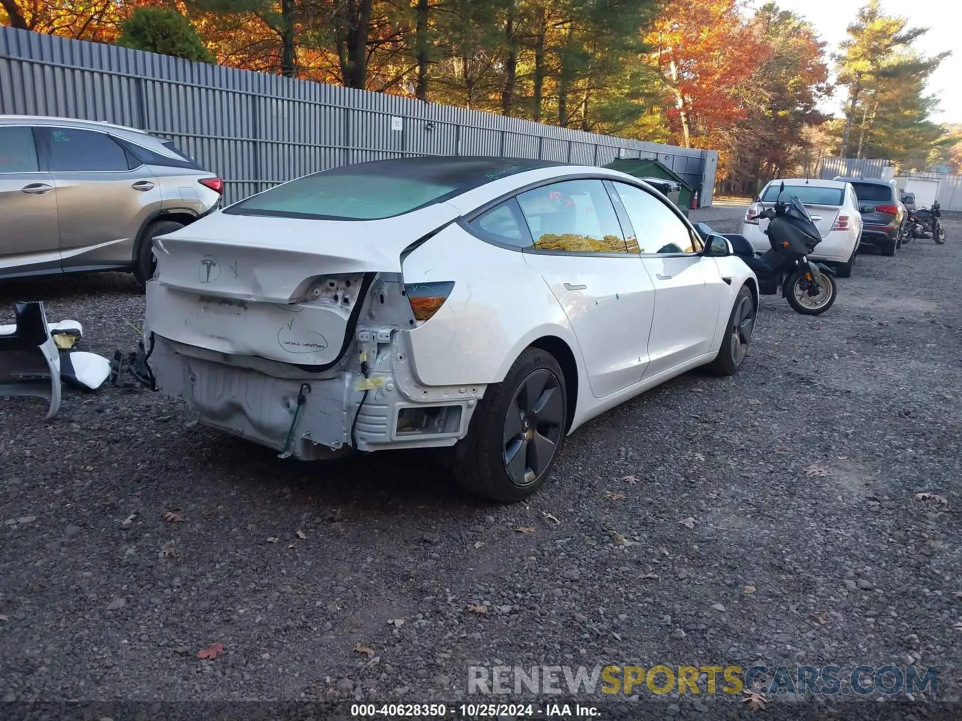 4 Photograph of a damaged car 5YJ3E1EB4MF855158 TESLA MODEL 3 2021