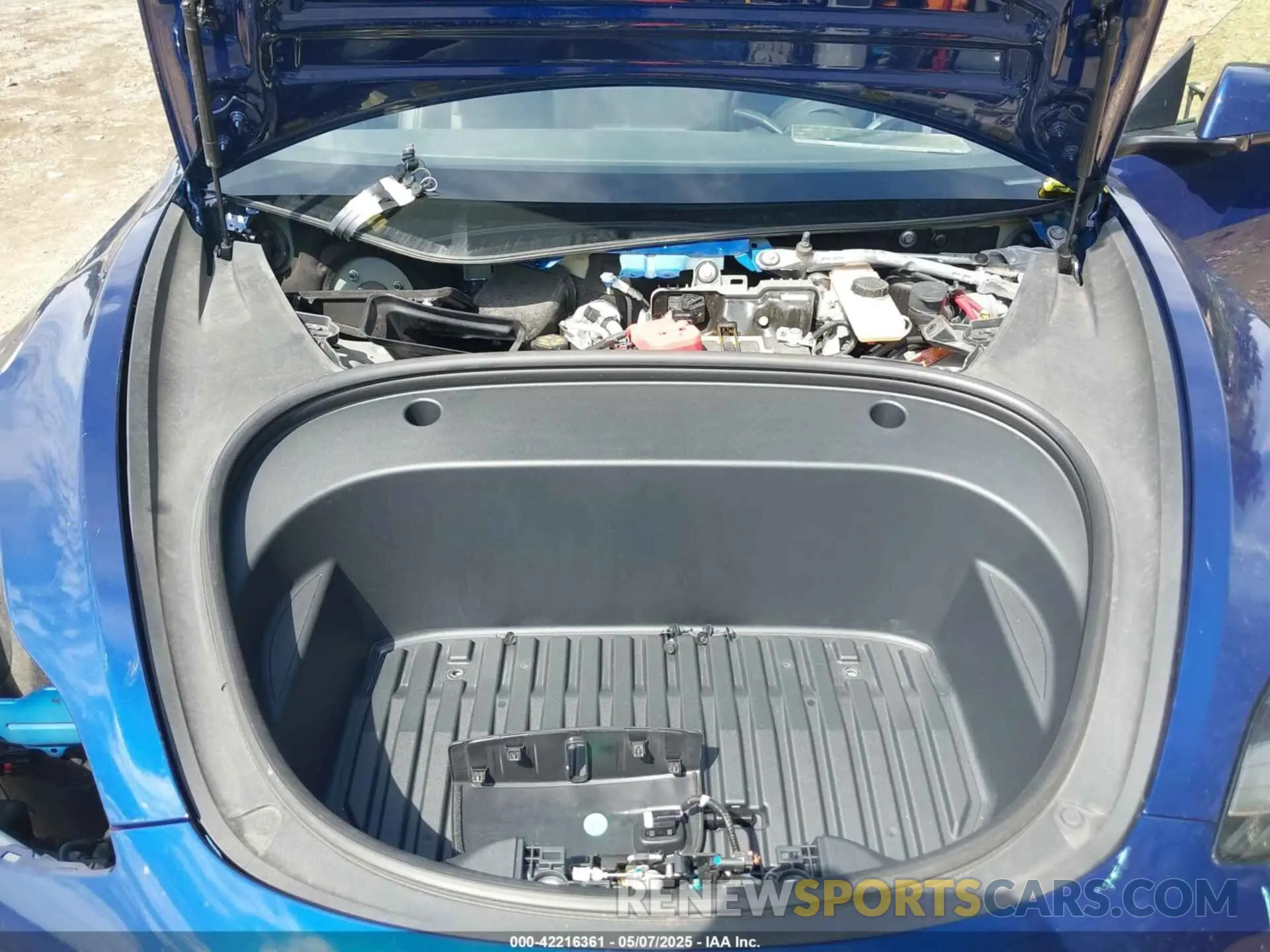 10 Photograph of a damaged car 5YJ3E1EB4MF858187 TESLA MODEL 3 2021