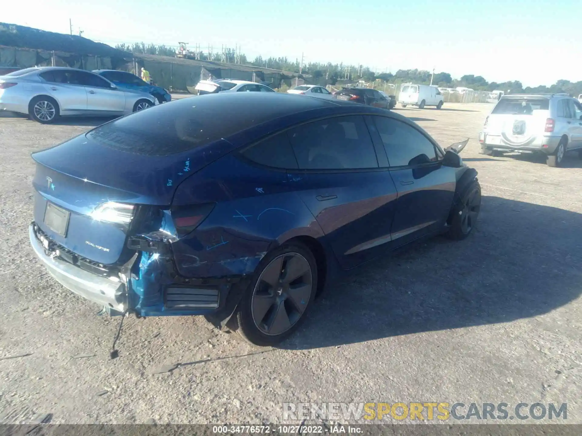 4 Photograph of a damaged car 5YJ3E1EB4MF858612 TESLA MODEL 3 2021