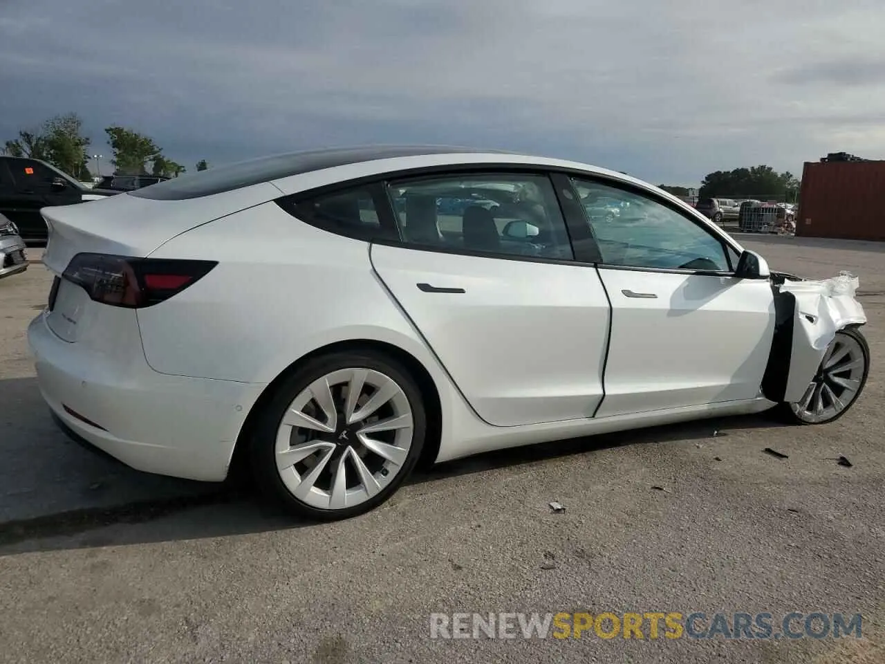 3 Photograph of a damaged car 5YJ3E1EB4MF859887 TESLA MODEL 3 2021