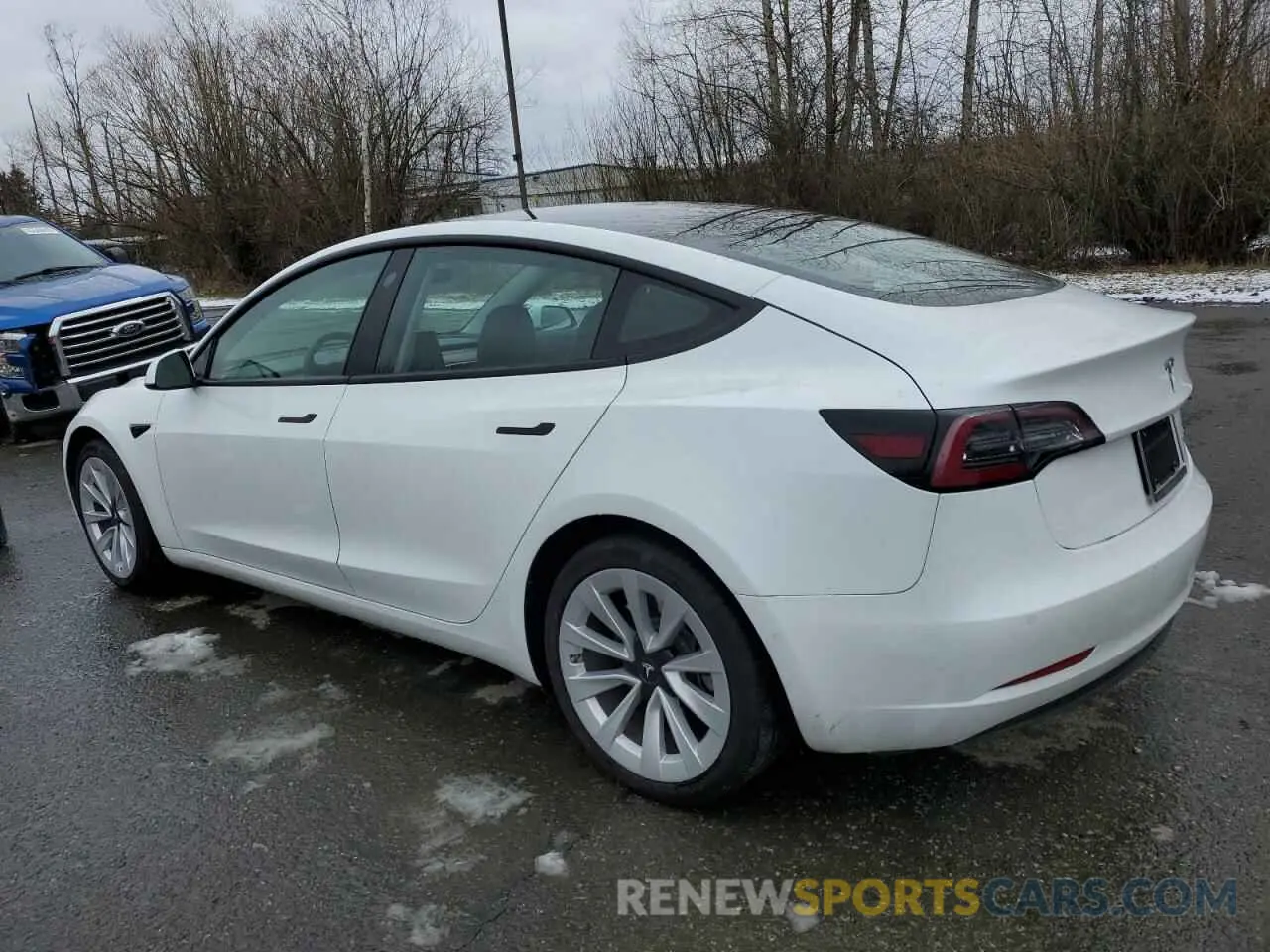 2 Photograph of a damaged car 5YJ3E1EB4MF872882 TESLA MODEL 3 2021