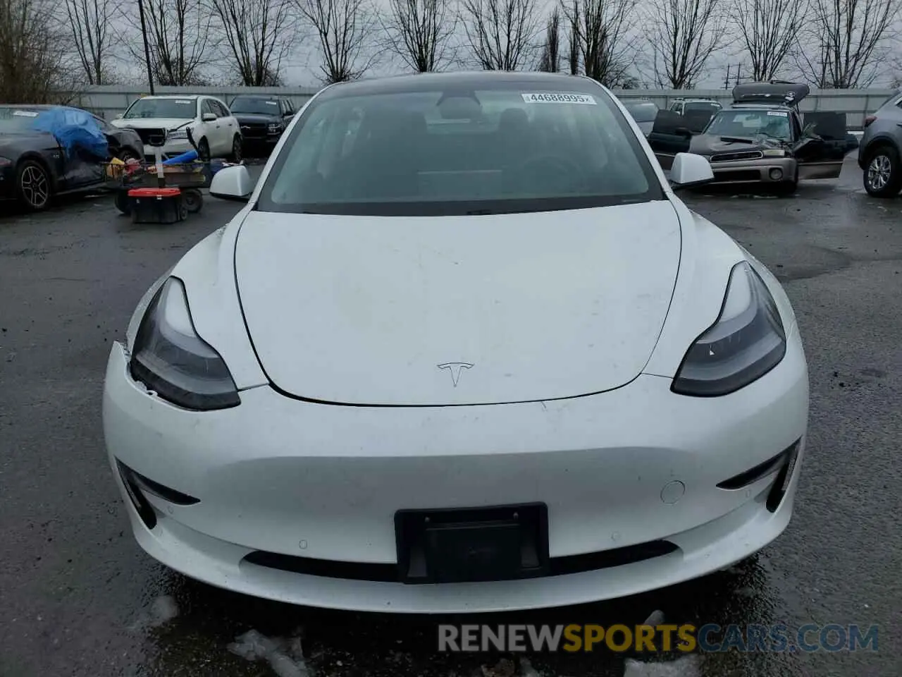 5 Photograph of a damaged car 5YJ3E1EB4MF872882 TESLA MODEL 3 2021