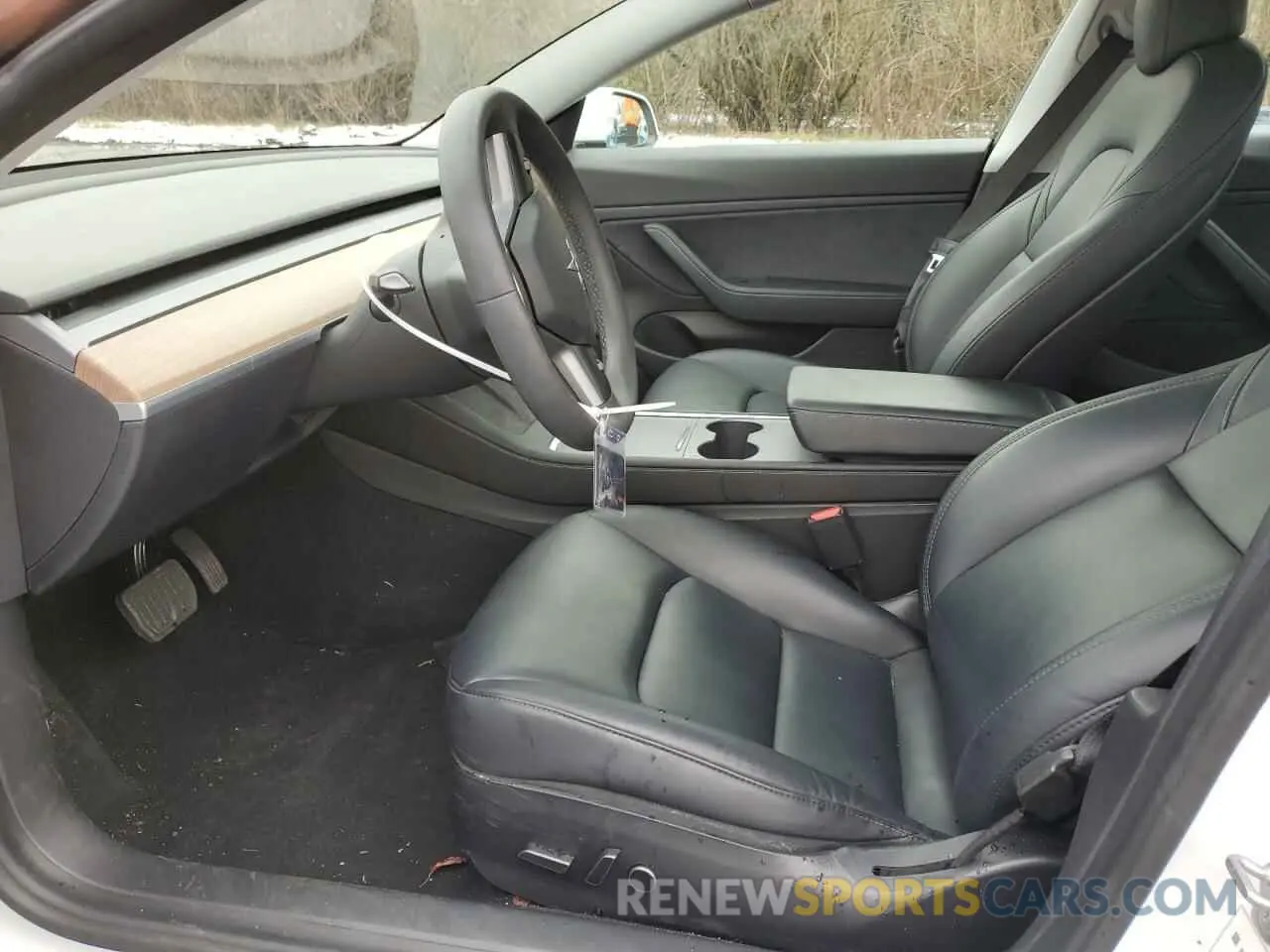 7 Photograph of a damaged car 5YJ3E1EB4MF872882 TESLA MODEL 3 2021