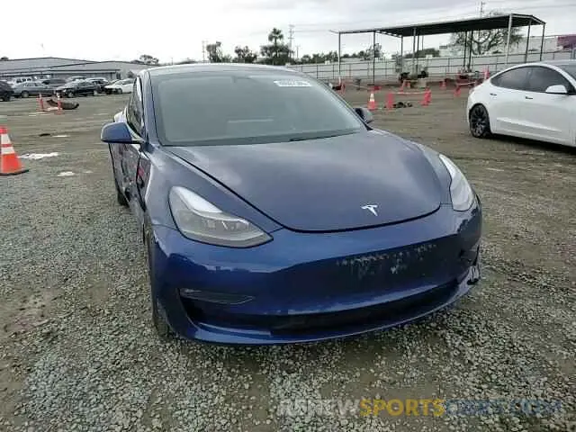 11 Photograph of a damaged car 5YJ3E1EB4MF876849 TESLA MODEL 3 2021