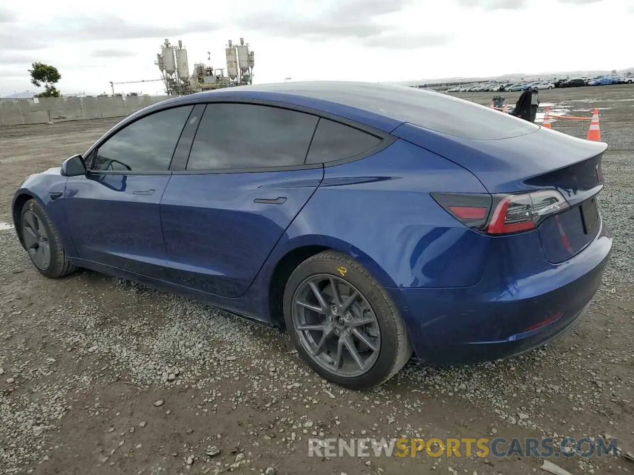 2 Photograph of a damaged car 5YJ3E1EB4MF876849 TESLA MODEL 3 2021