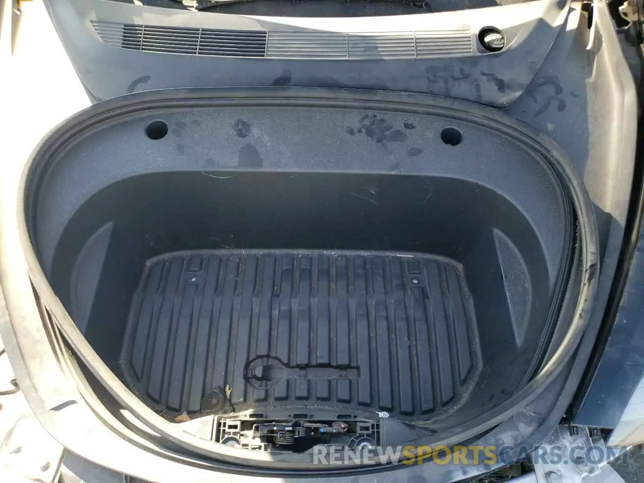 11 Photograph of a damaged car 5YJ3E1EB4MF879556 TESLA MODEL 3 2021