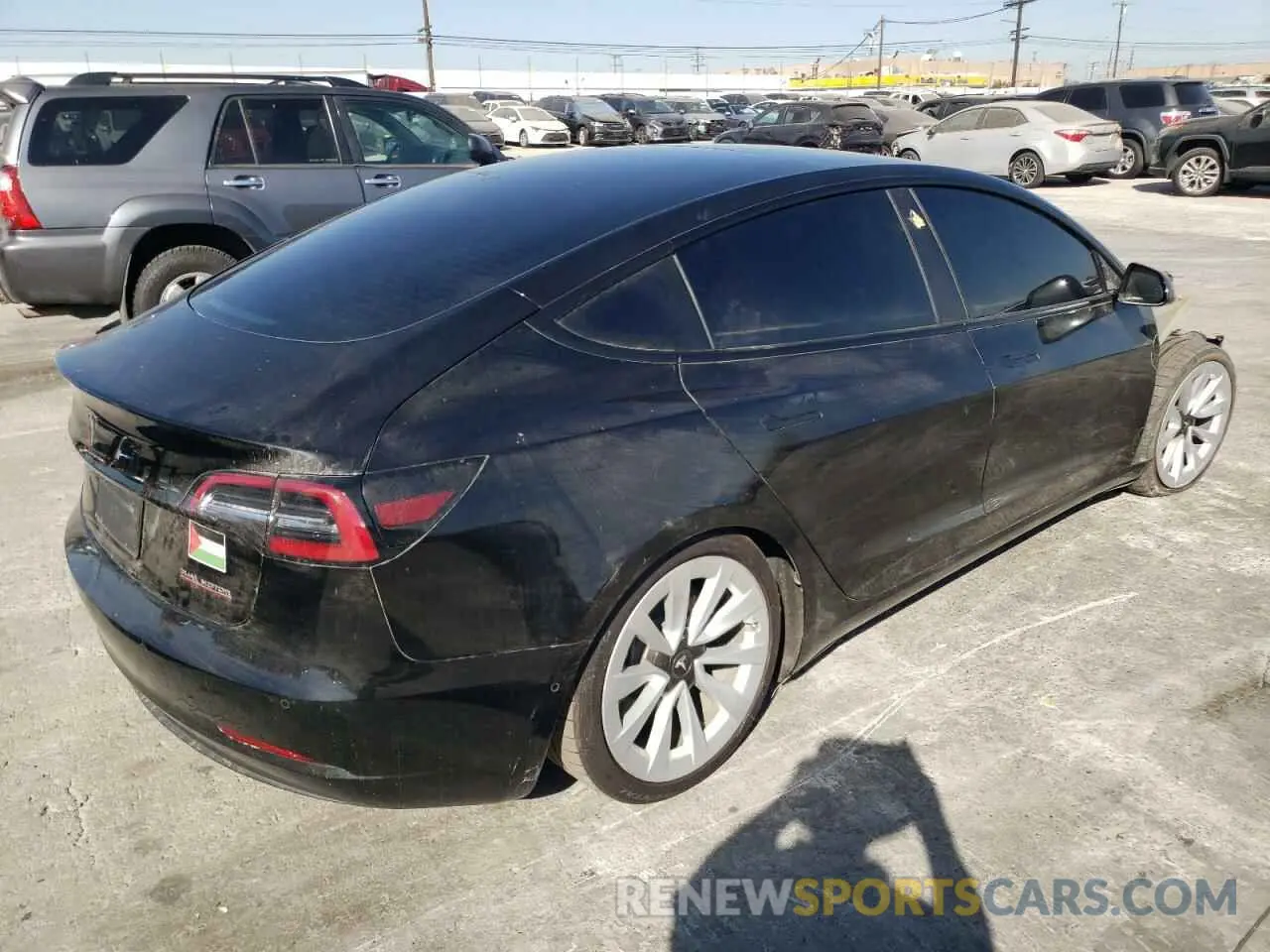 3 Photograph of a damaged car 5YJ3E1EB4MF879556 TESLA MODEL 3 2021